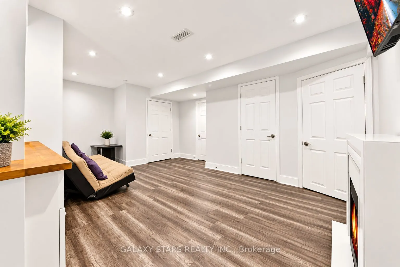 5436 Old Brock Road