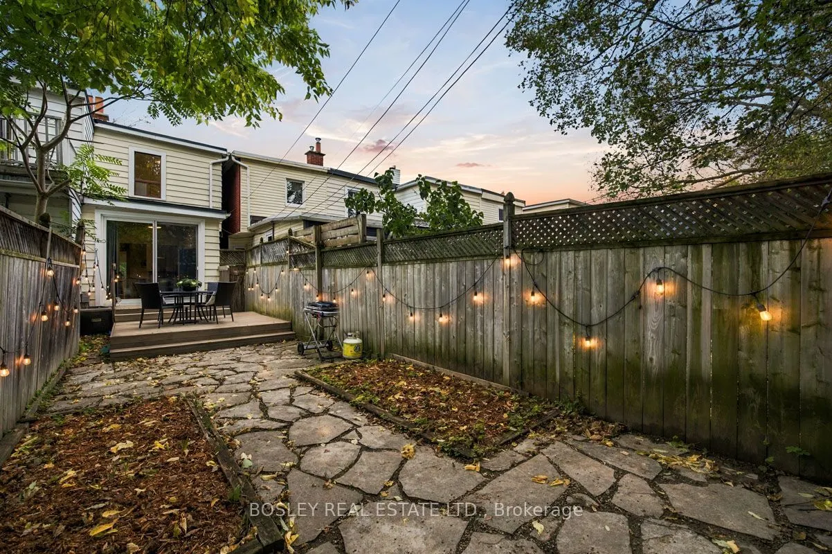 158 Bastedo Avenue
