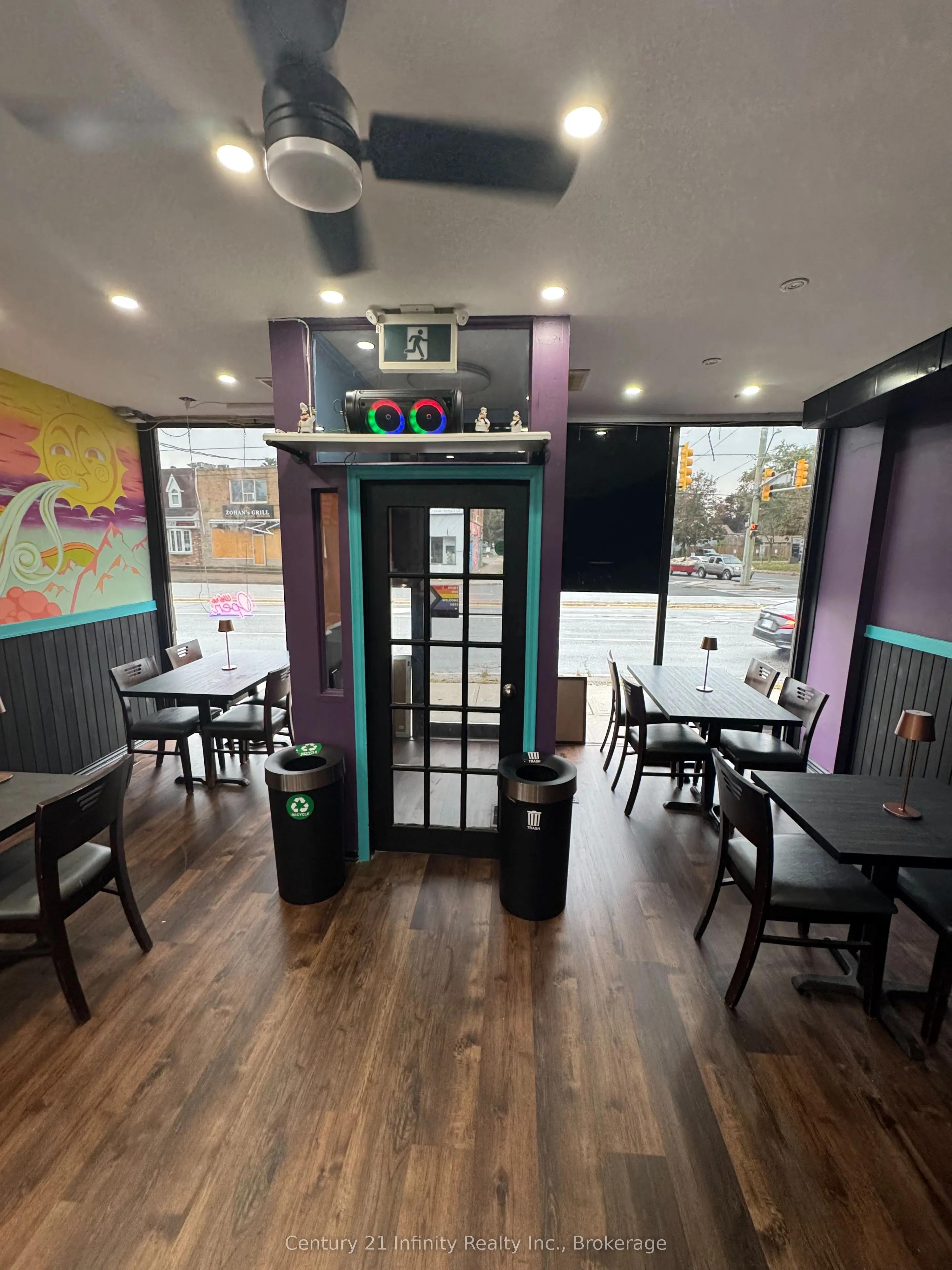605 Kingston Road W