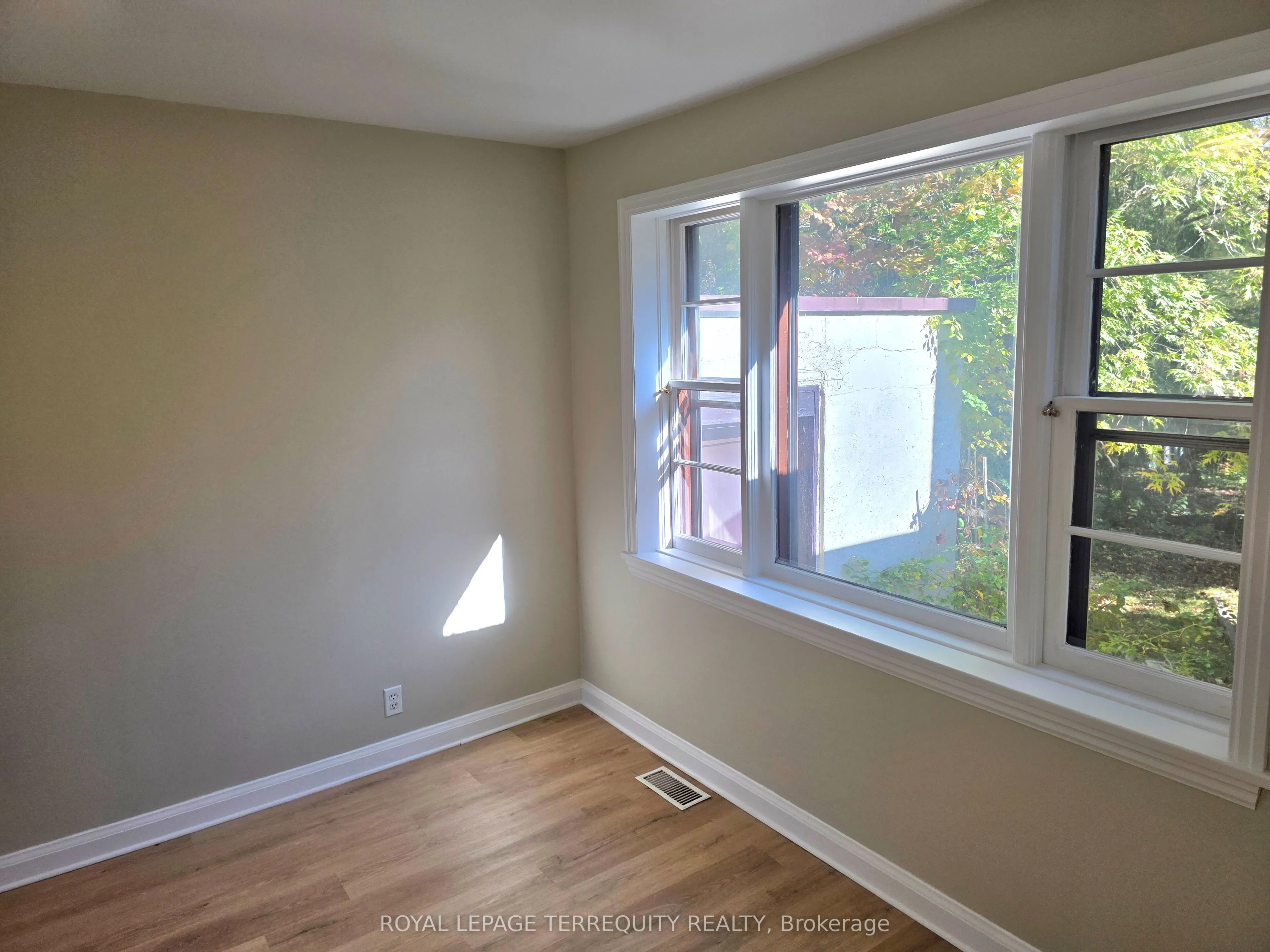 107 Cliffcrest Drive