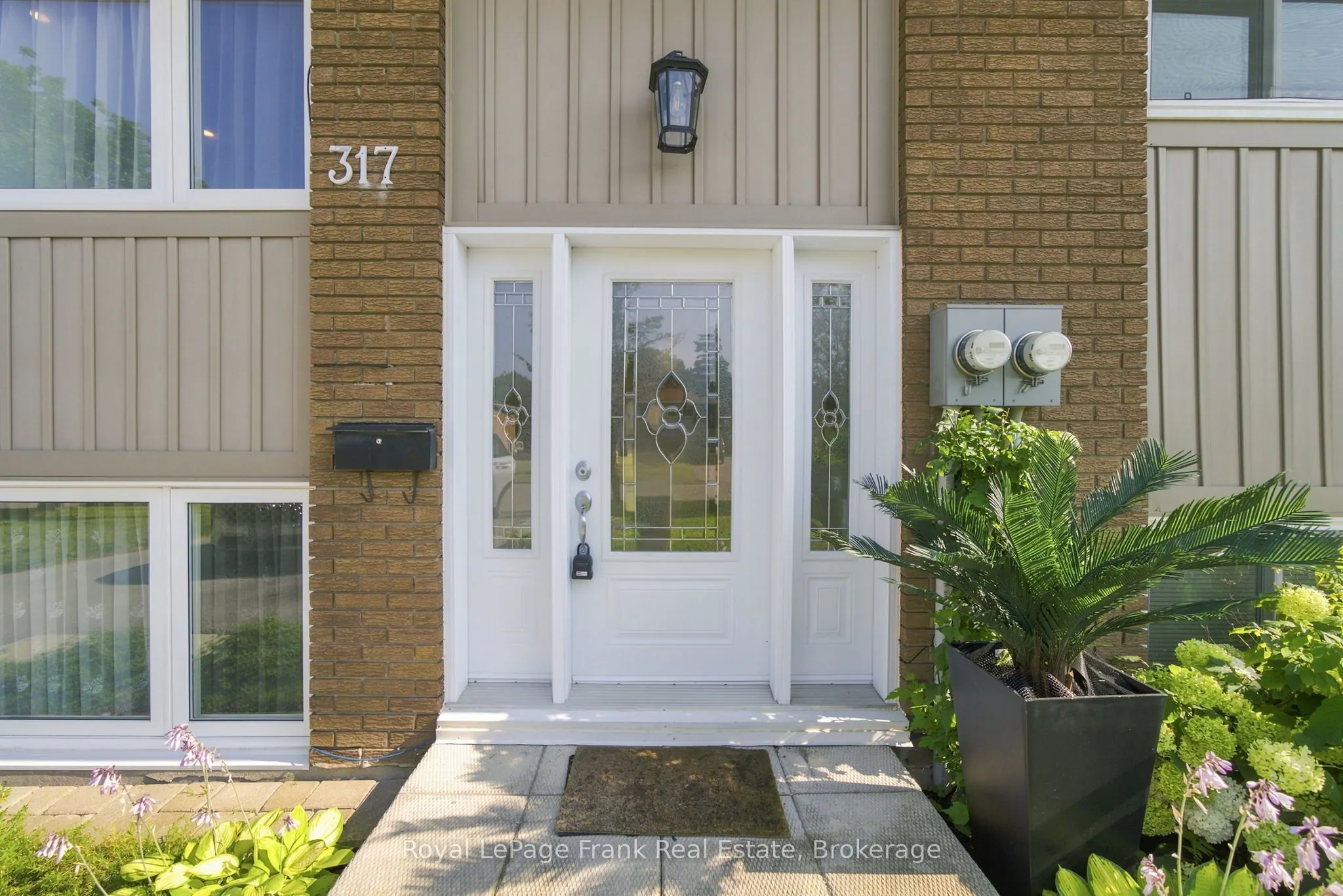 317 Dwight Avenue