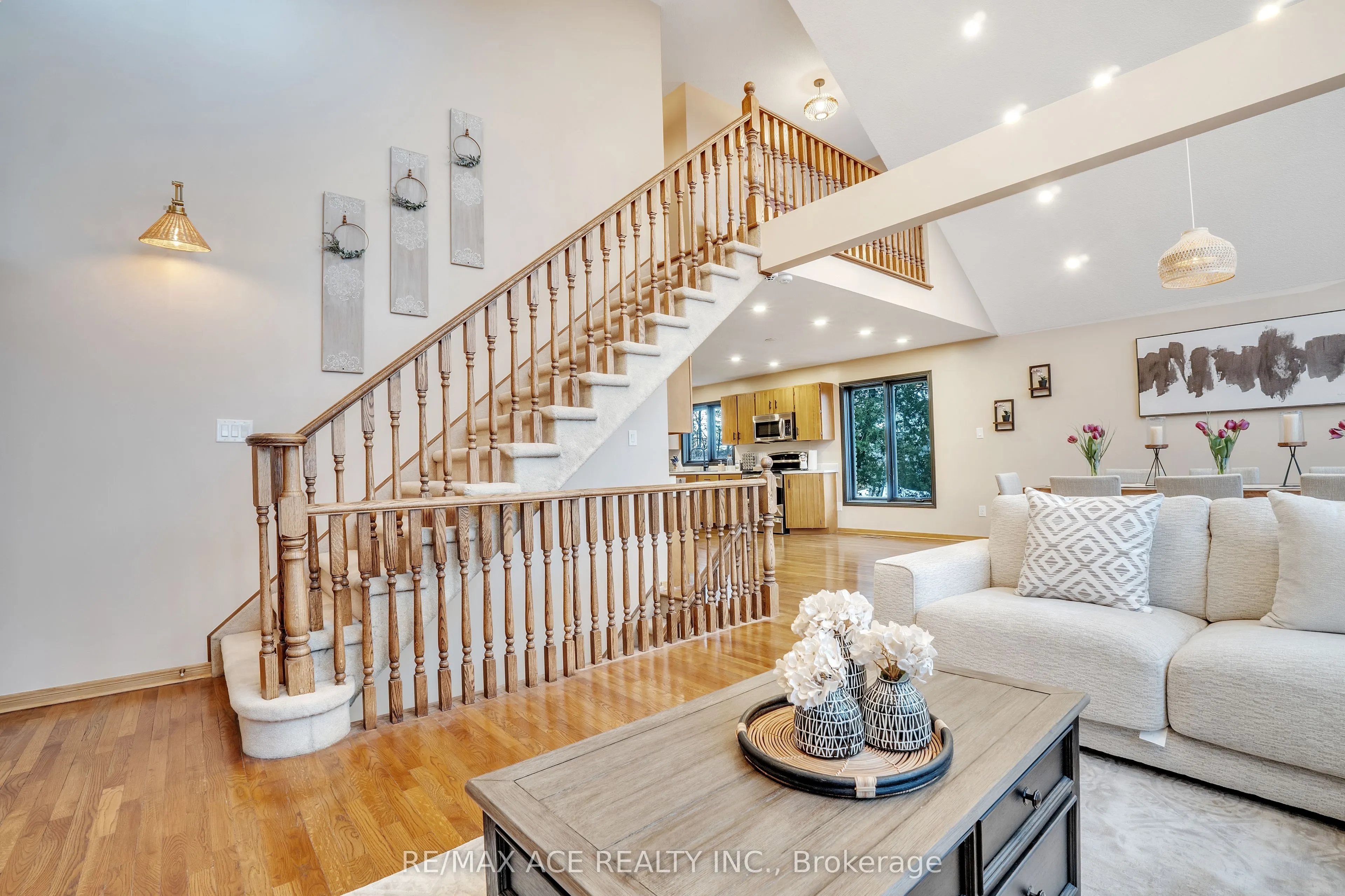 52 West Beach Road