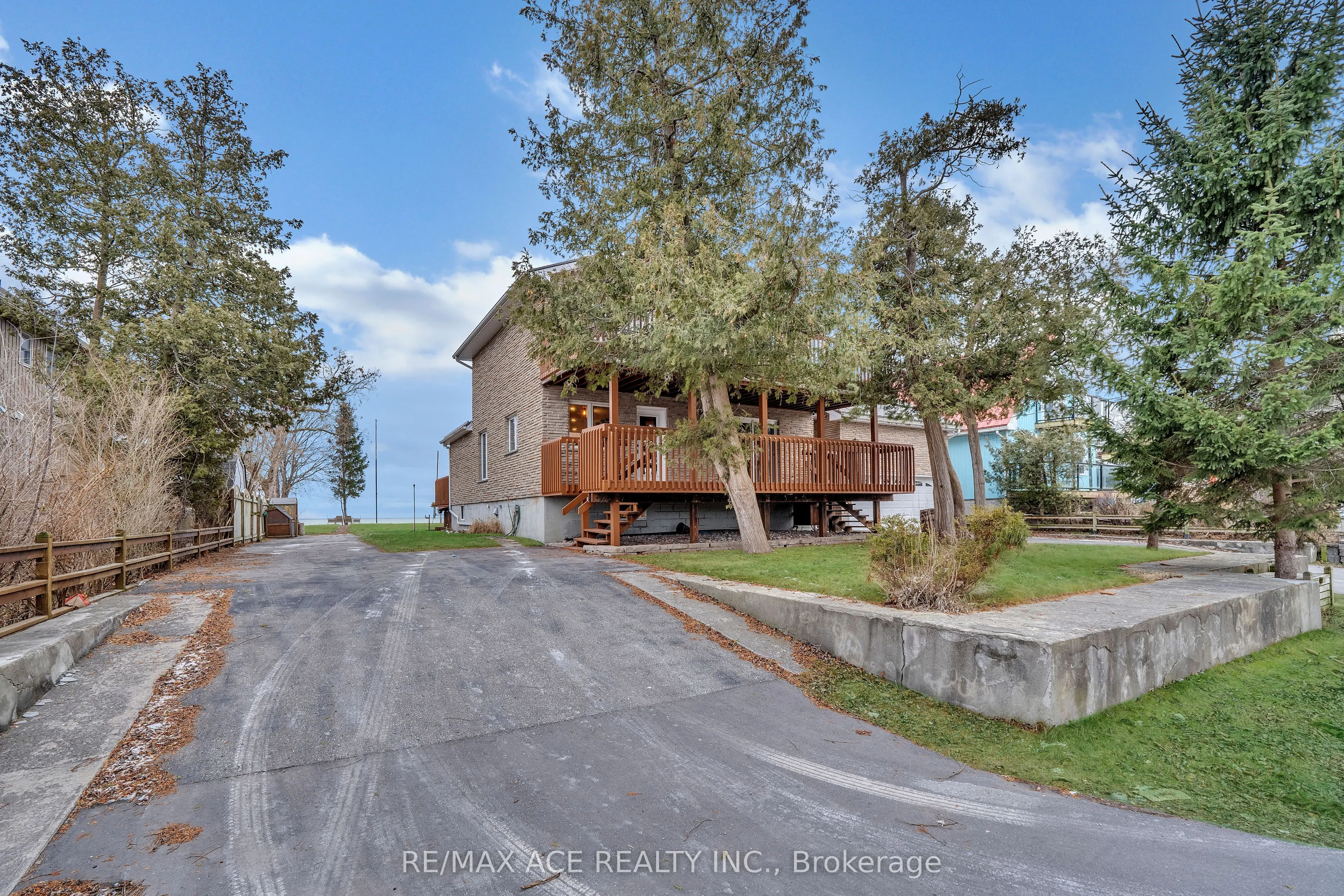 52 West Beach Road