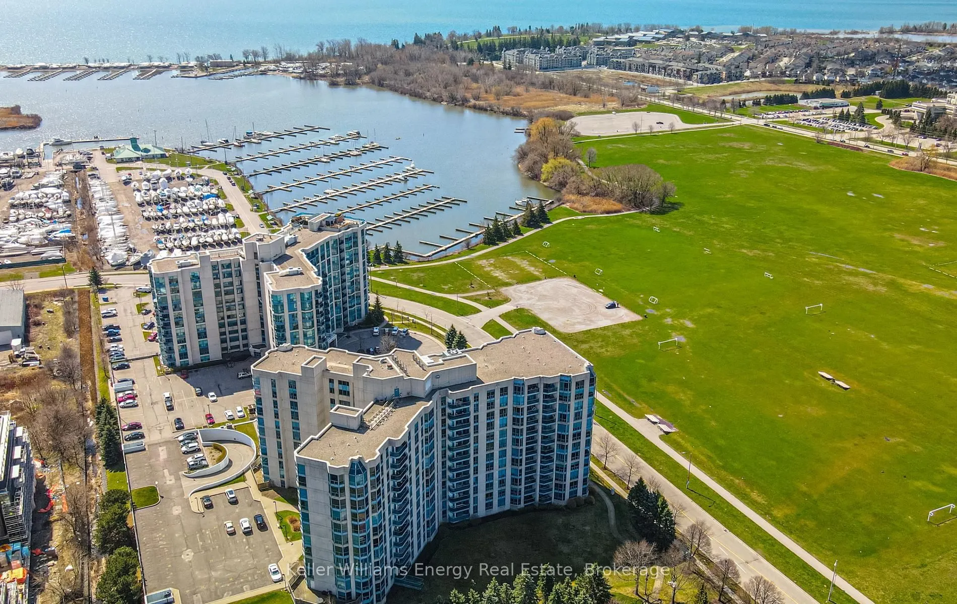 360 Watson Street W #308