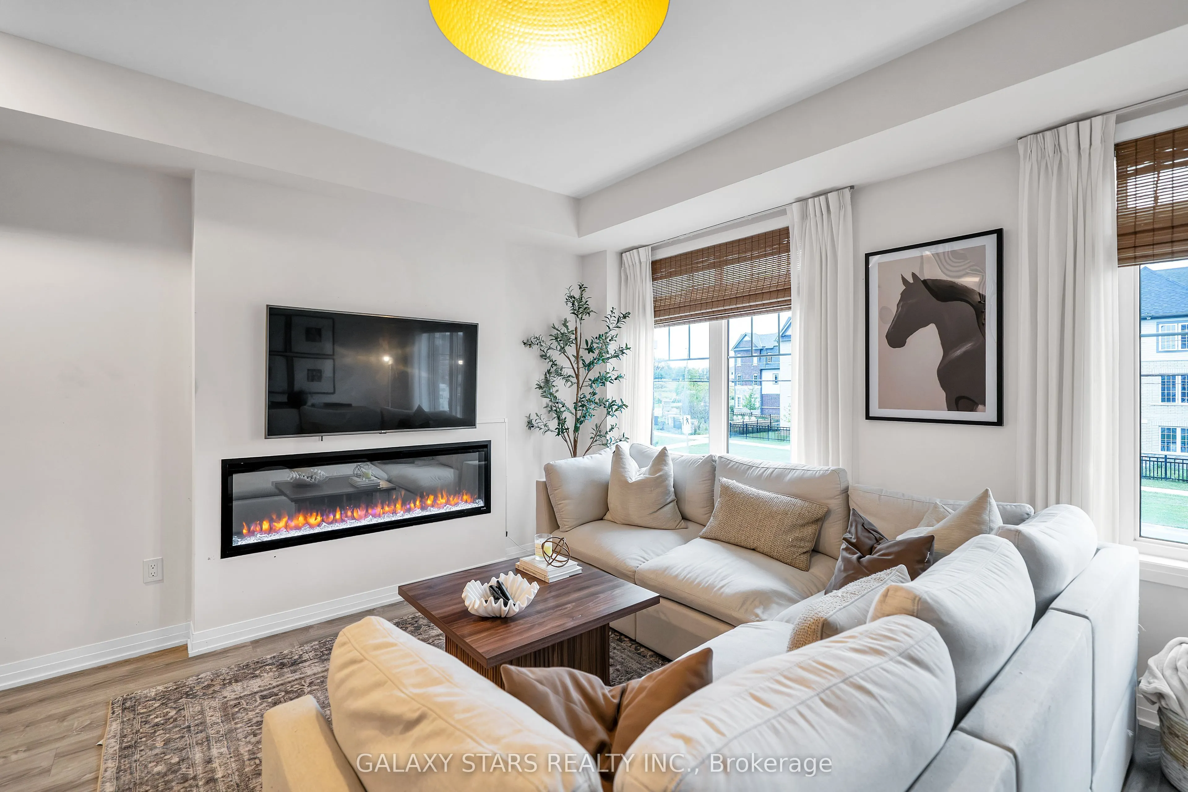 50 Ambereen Place