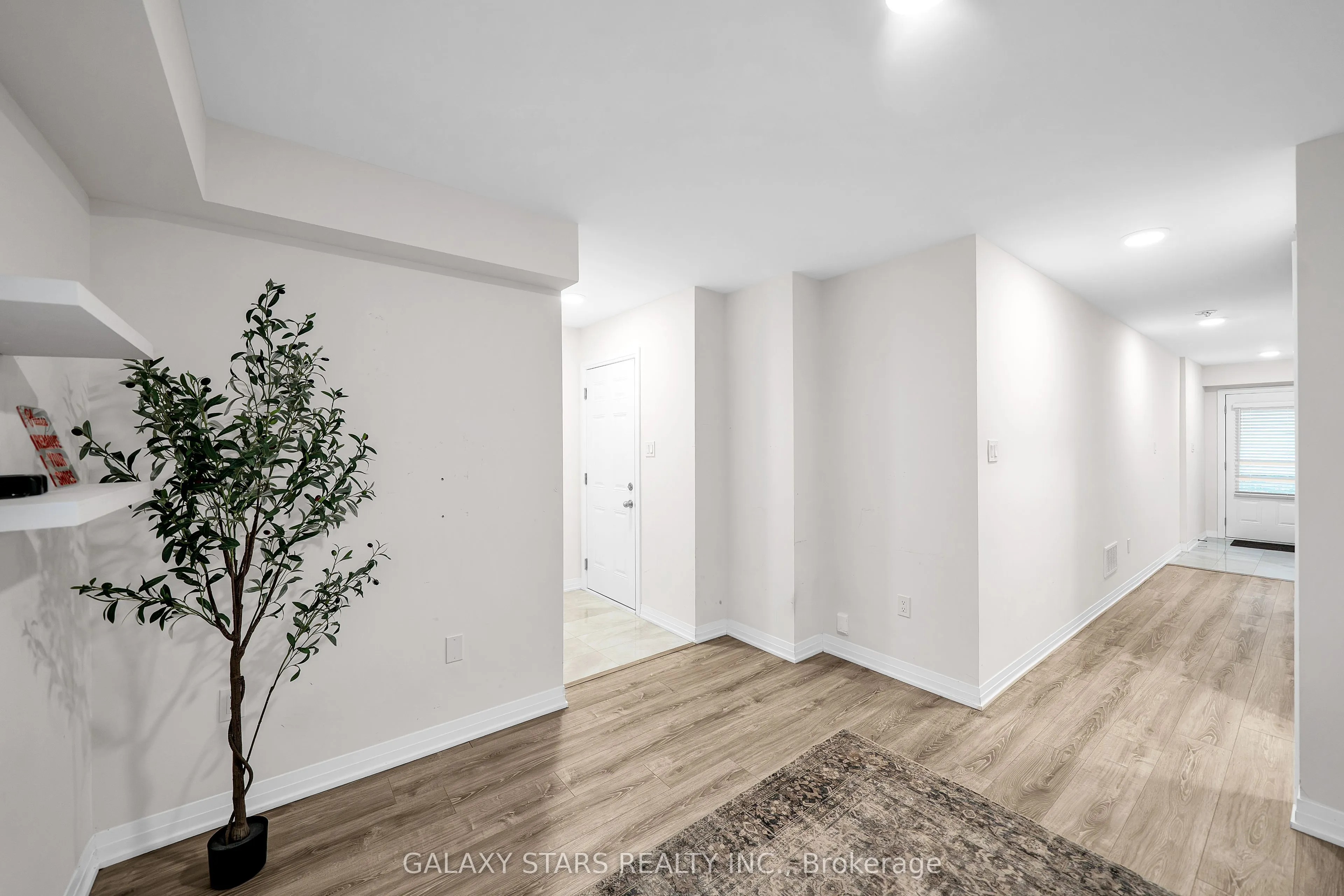 50 Ambereen Place