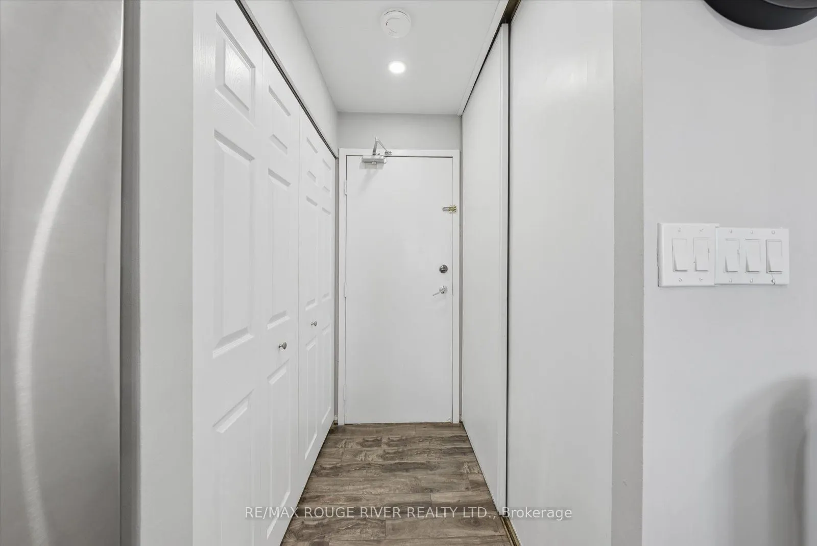 90 Ling Road #907