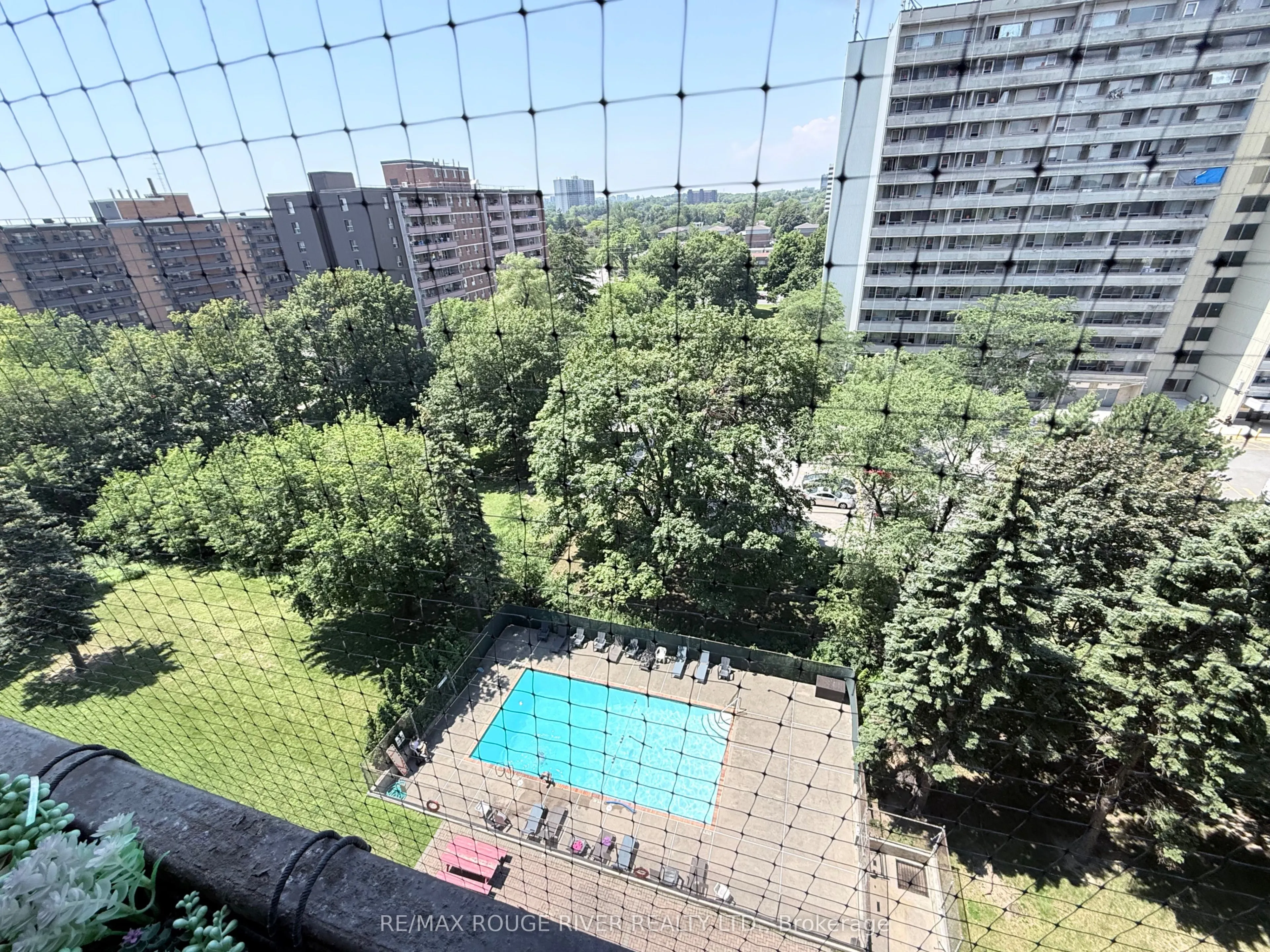 90 Ling Road #907