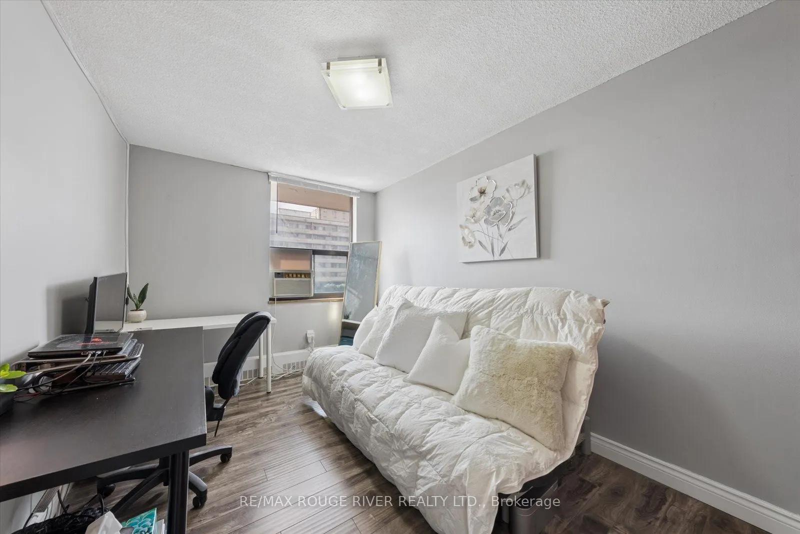 90 Ling Road #907