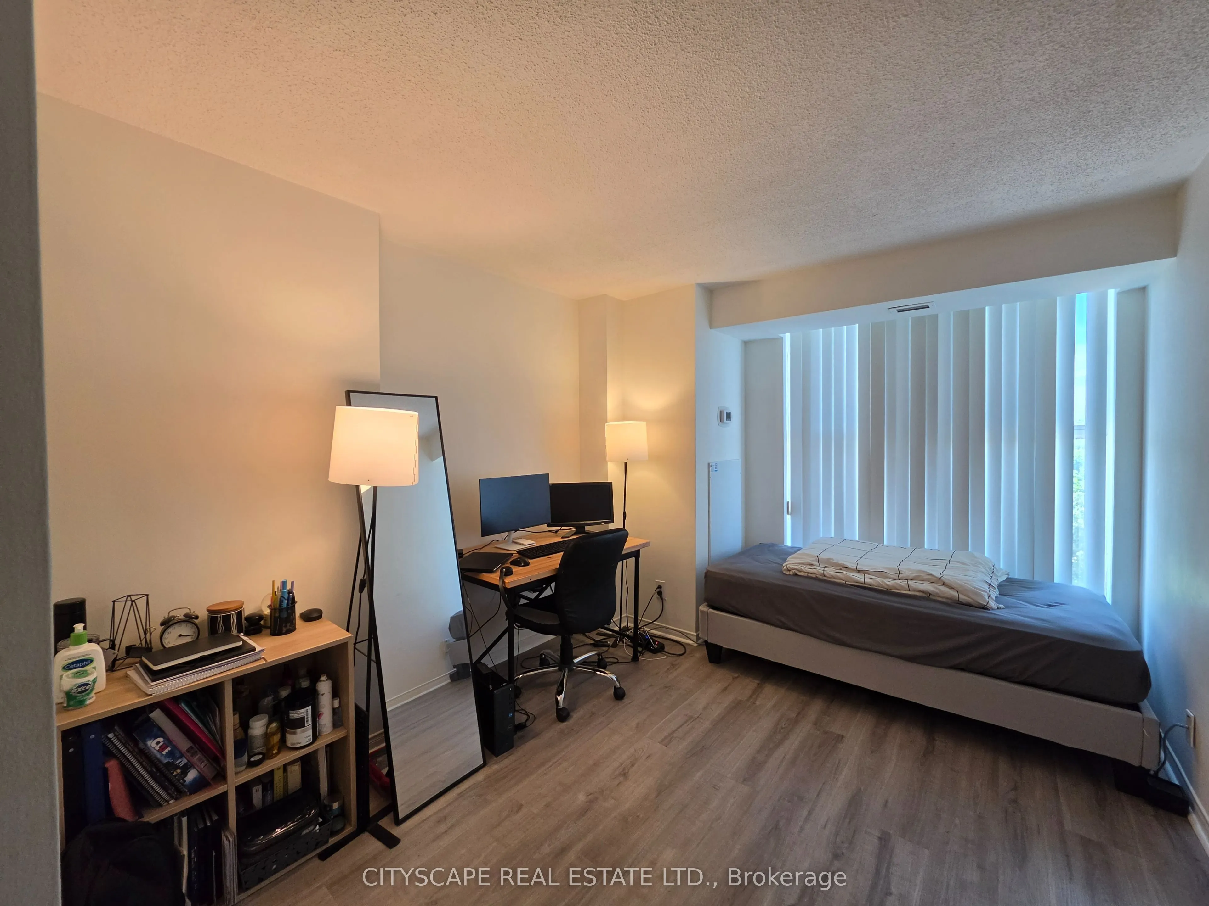 90 Dale Avenue #502