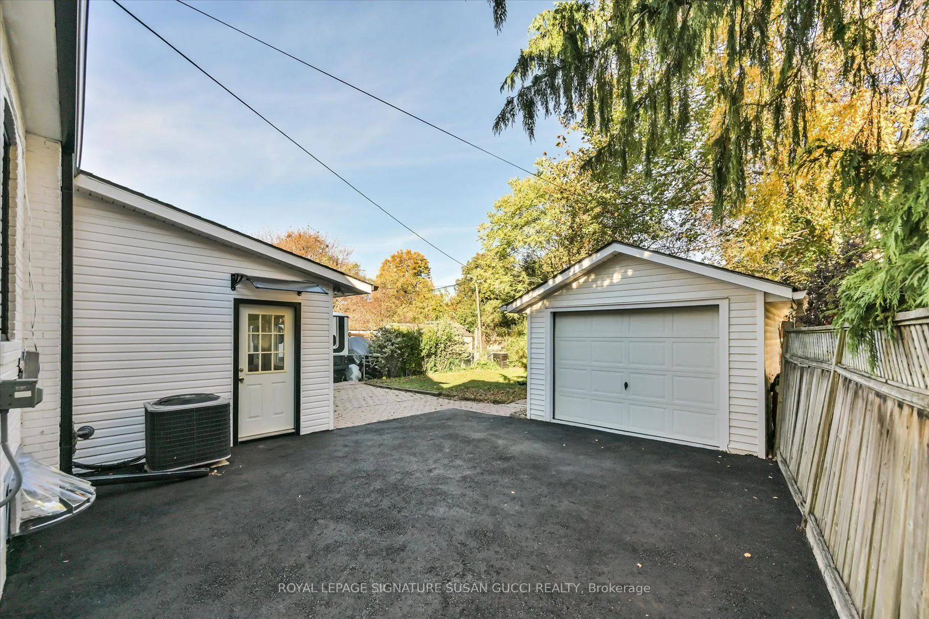 22 Holland Avenue
