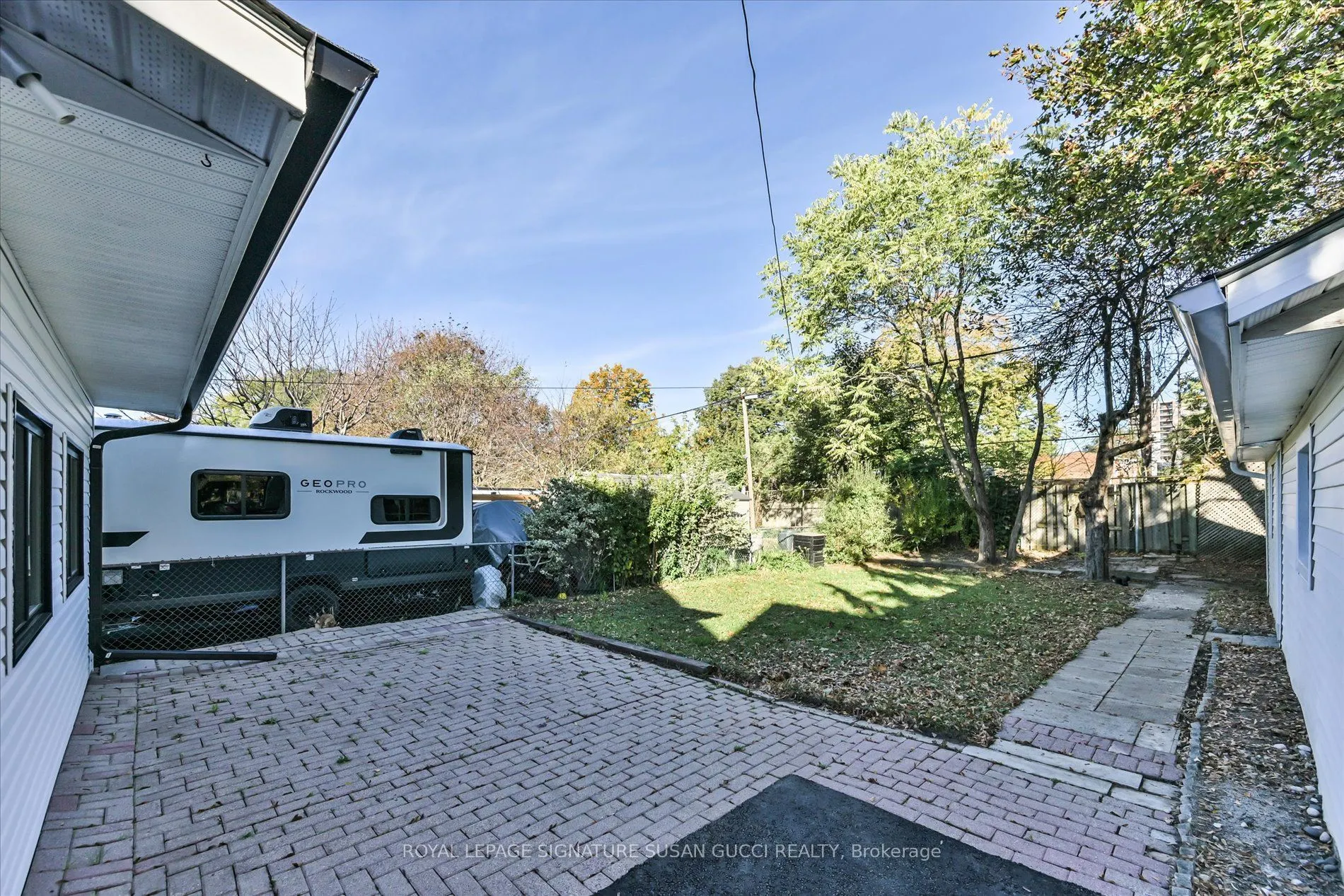 22 Holland Avenue