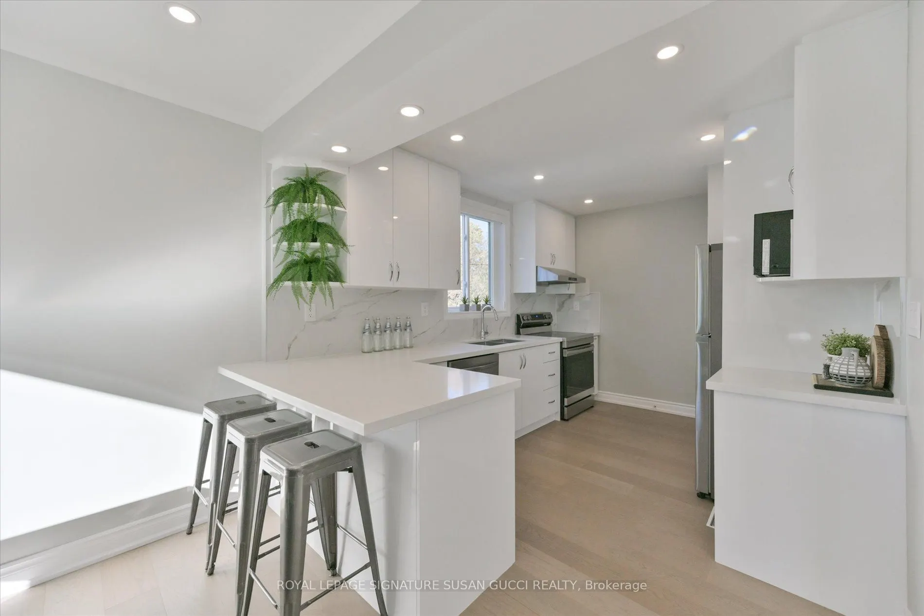 22 Holland Avenue