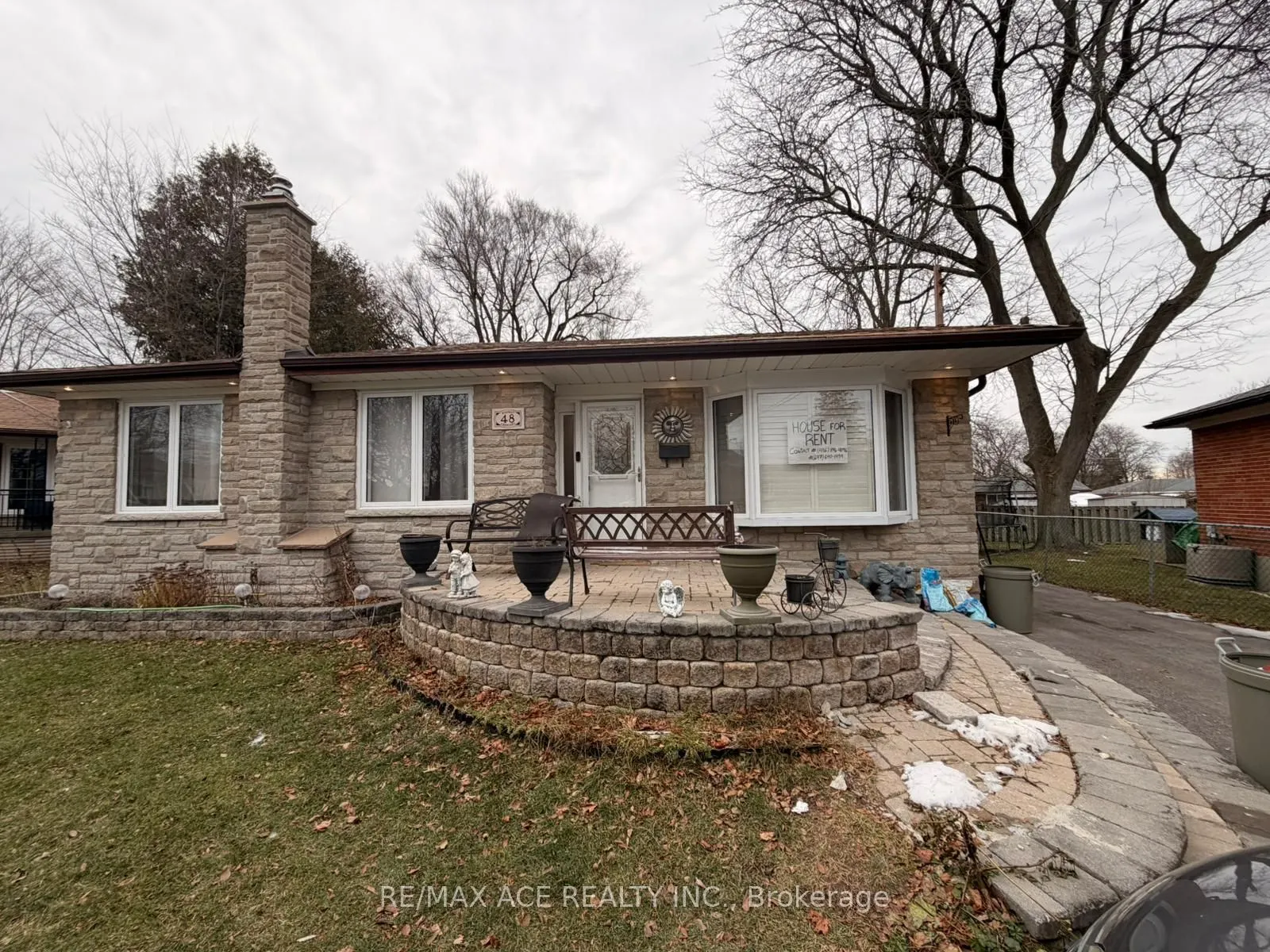 48 Ronway Crescent #Main