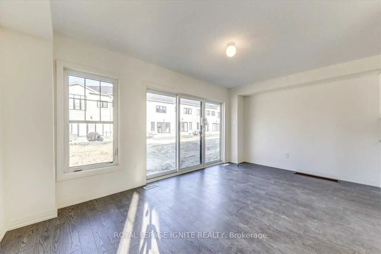 46 King George Way