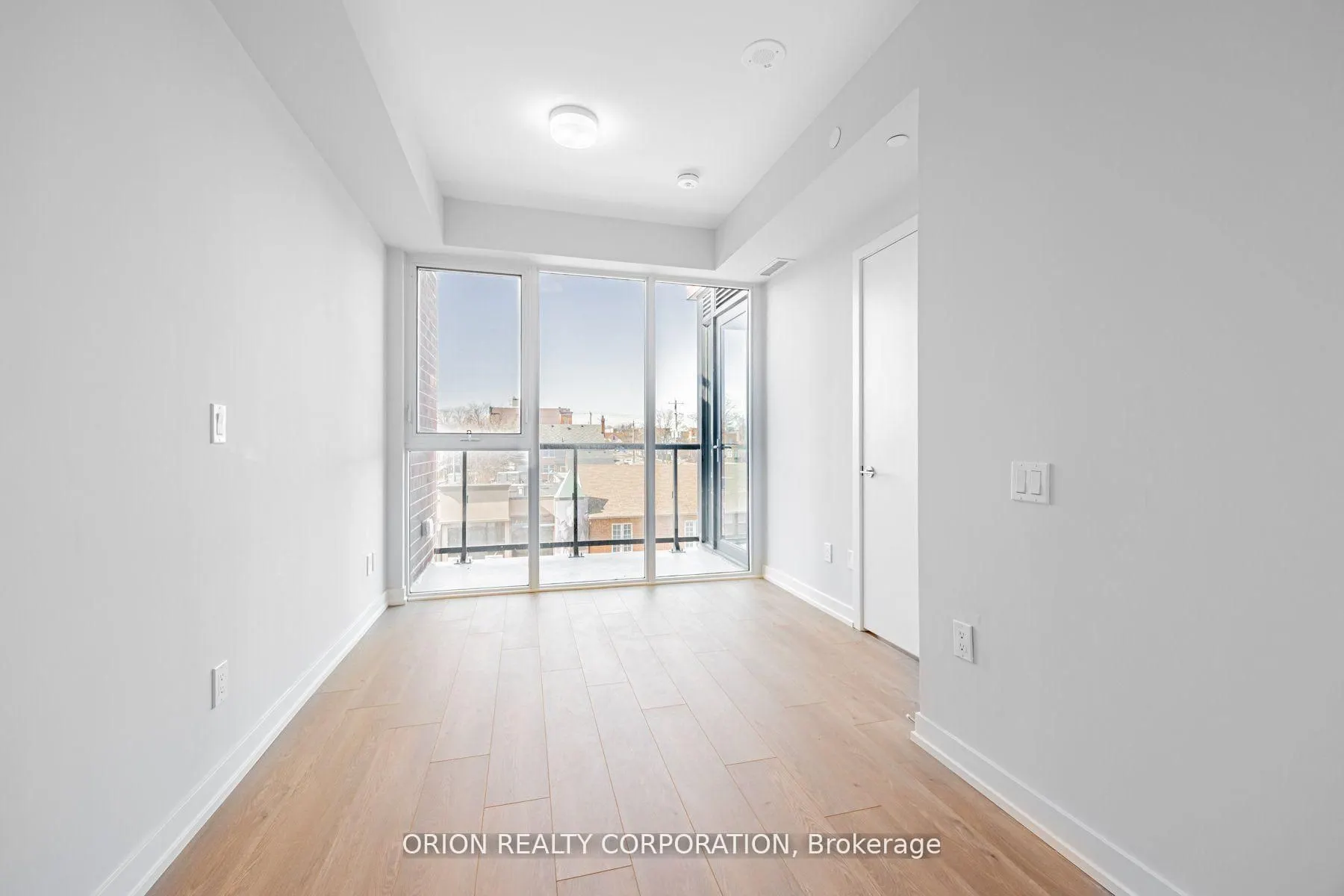 201 Brock Street South S #221