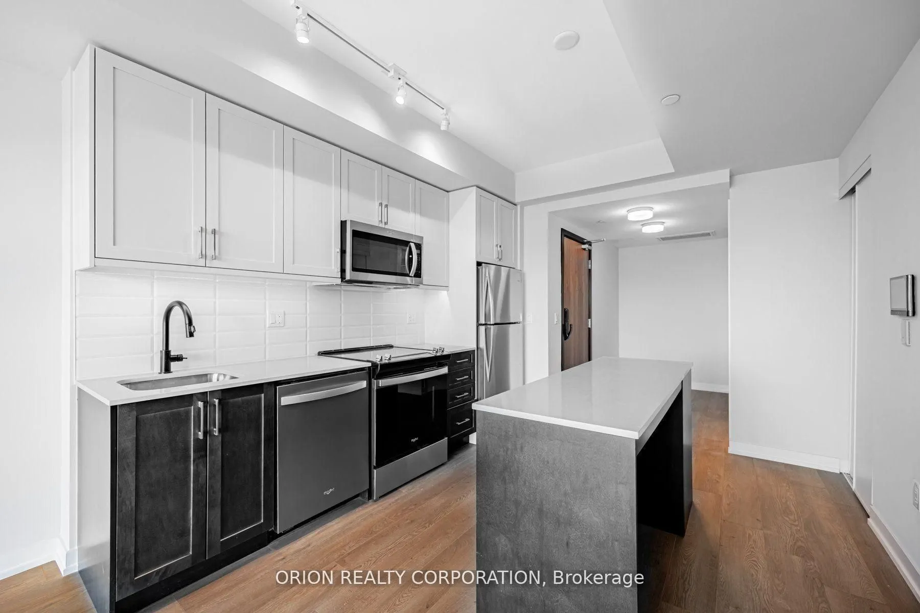 201 Brock Street South S #221