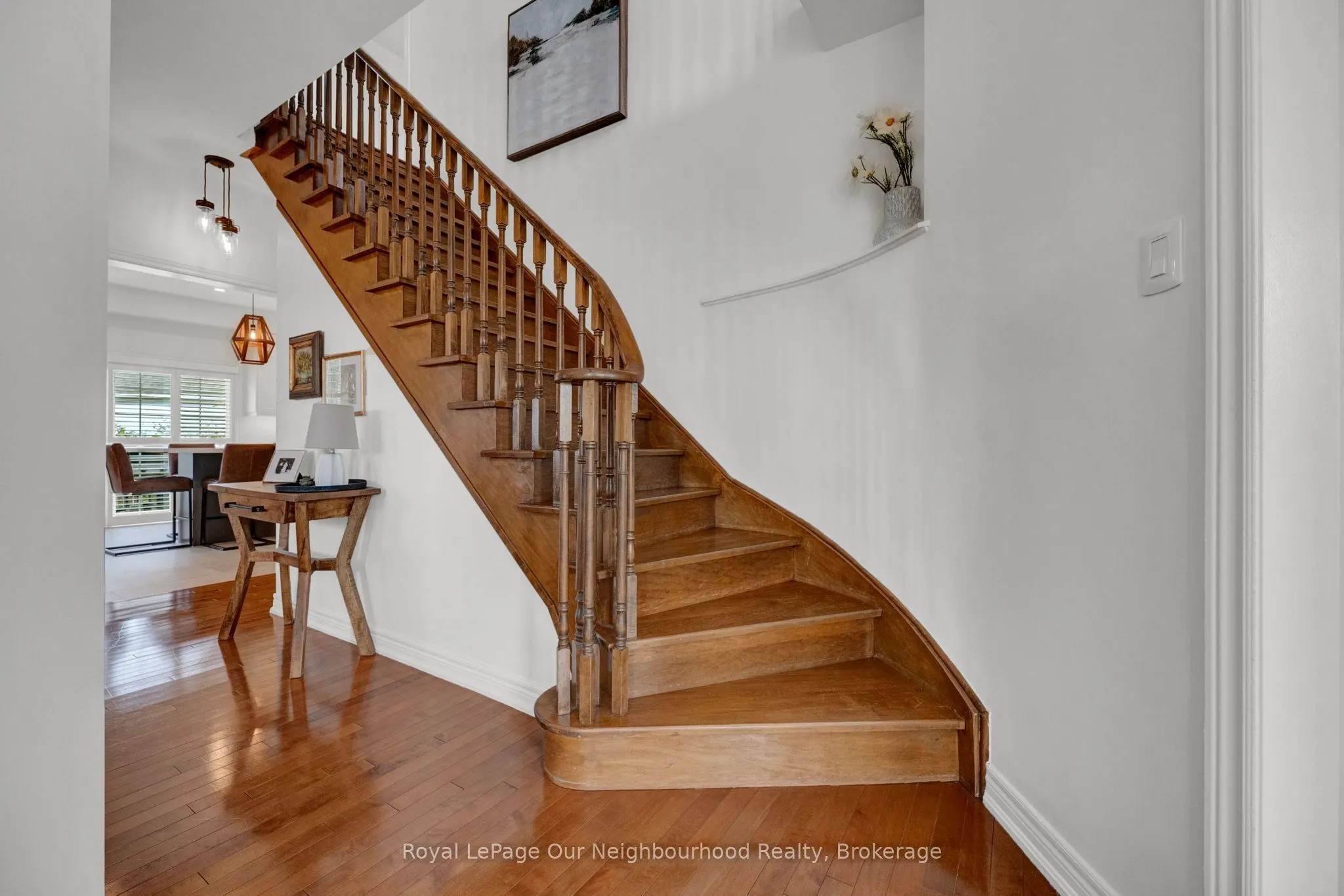 977 Audley Road S