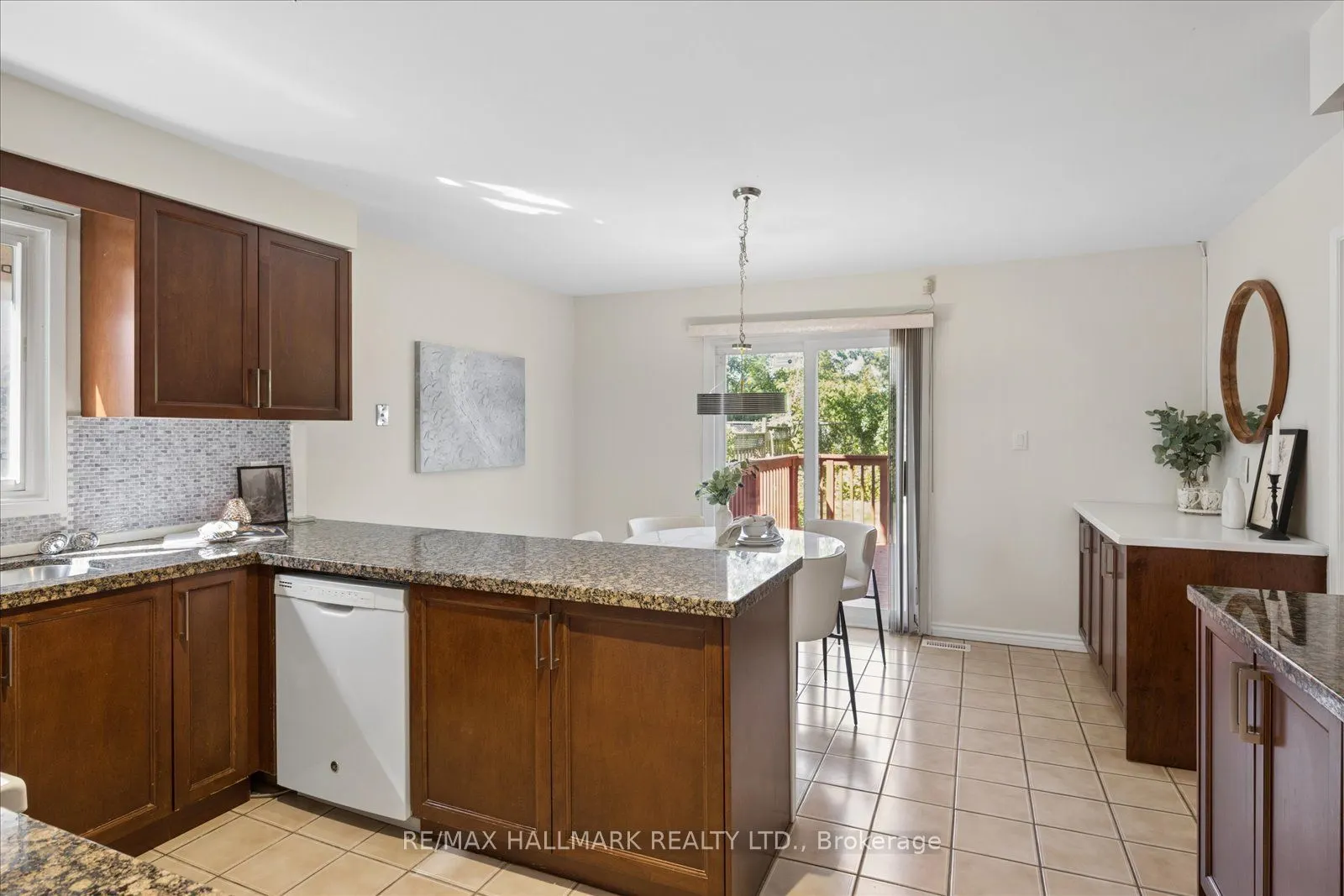 32 Valley Centre Drive