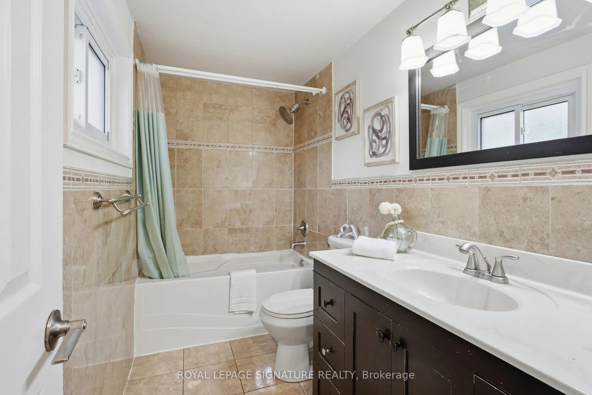 19 Starlake Drive