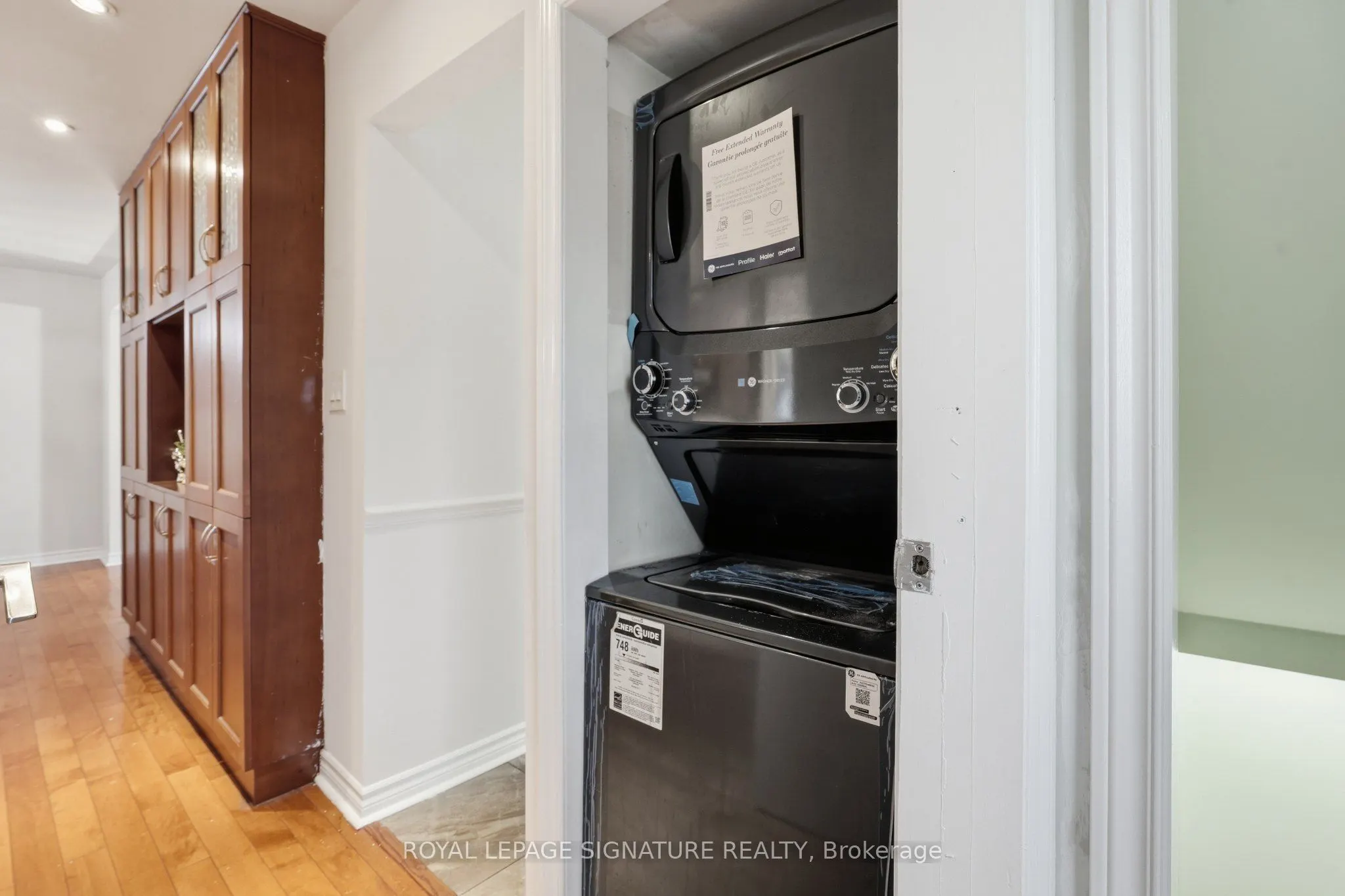 19 Starlake Drive