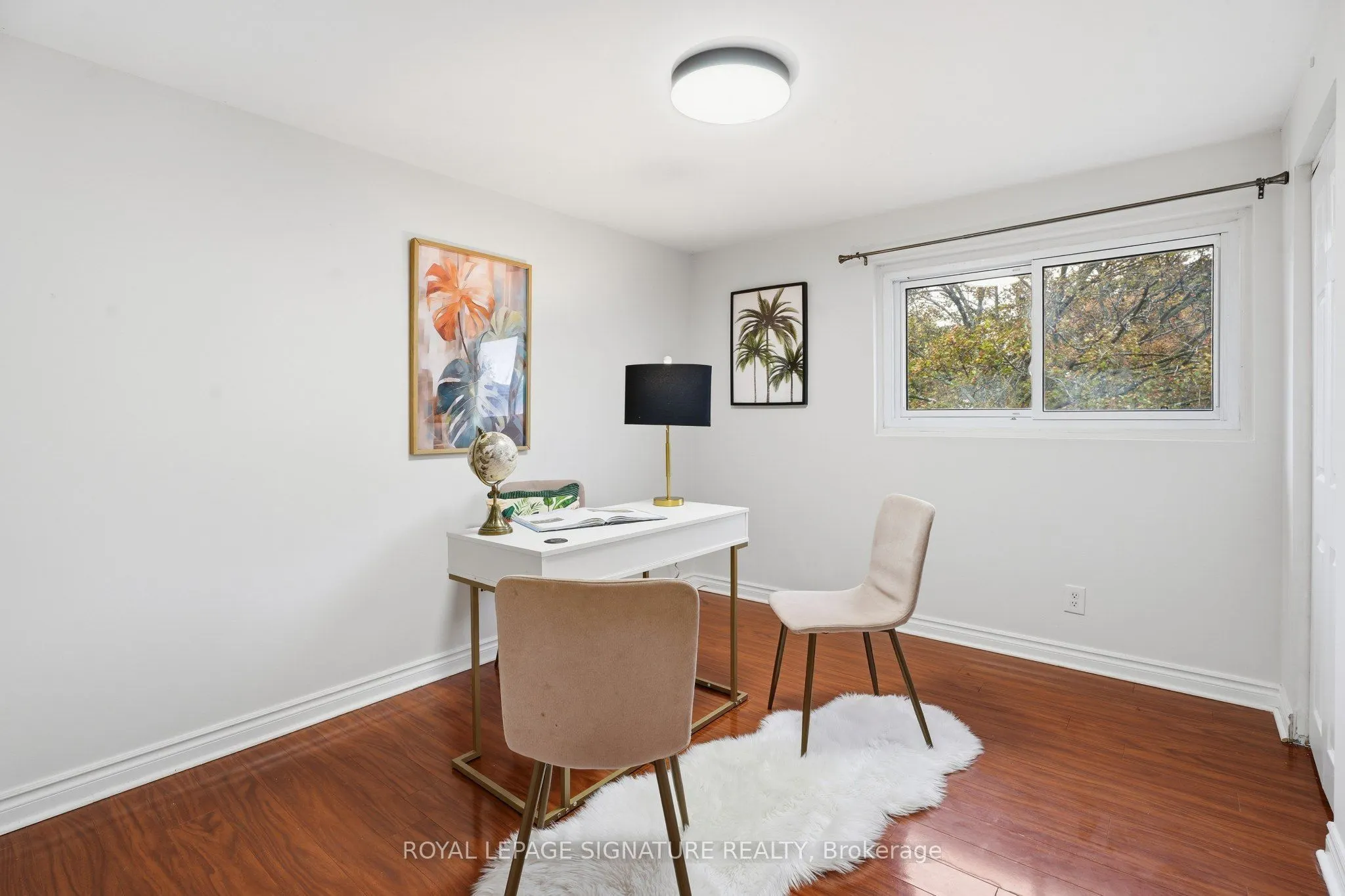 19 Starlake Drive