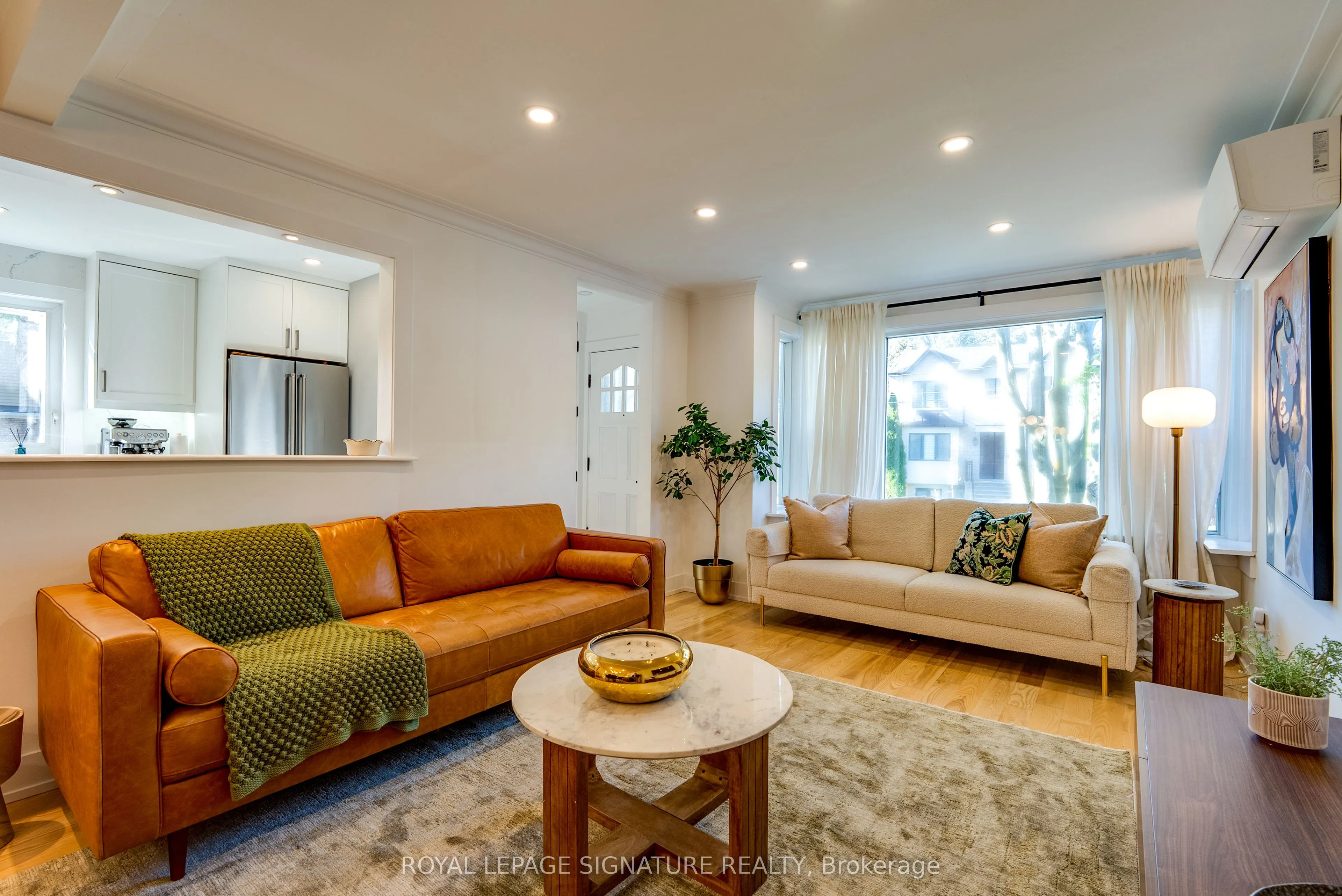31 Davies Crescent