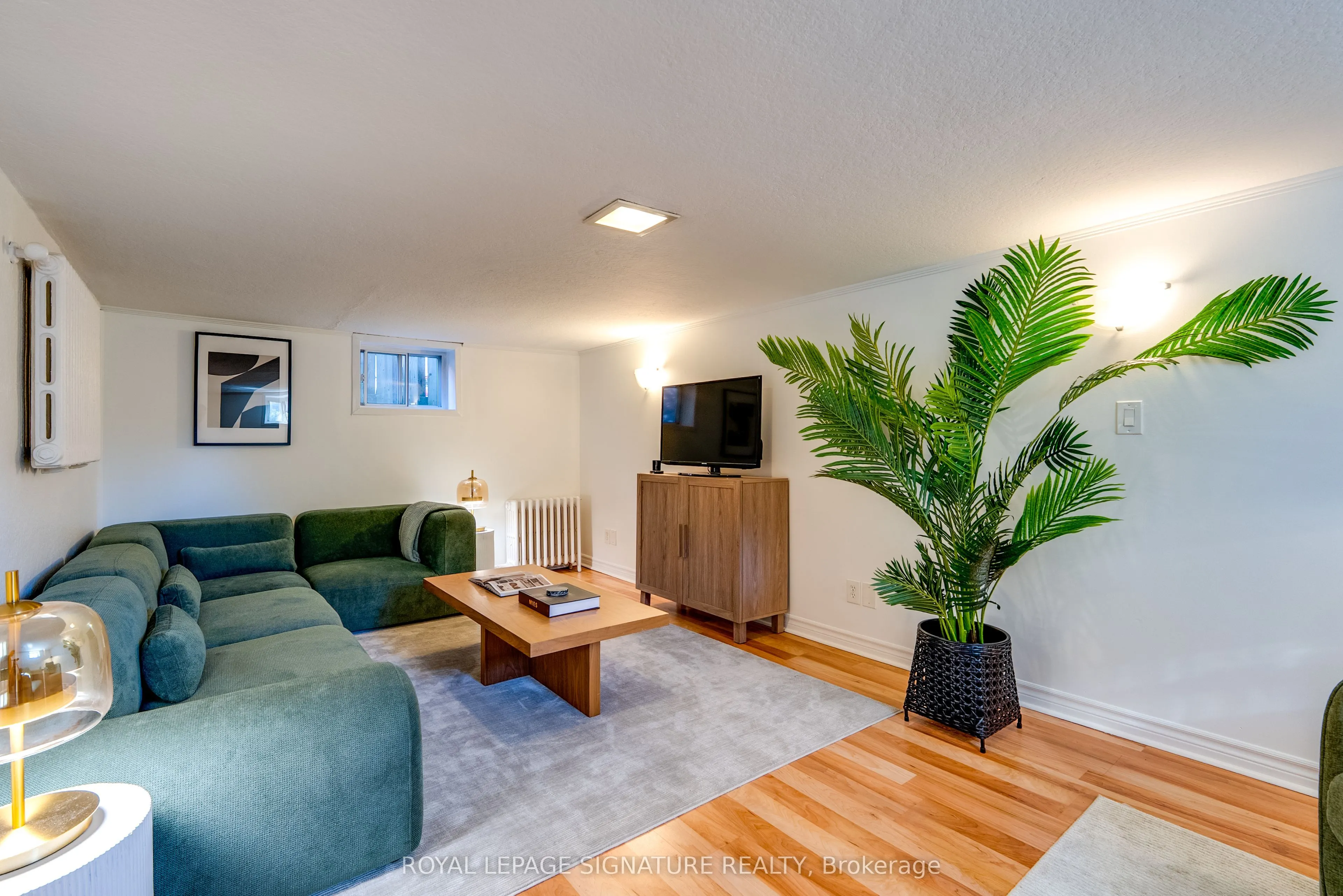 31 Davies Crescent