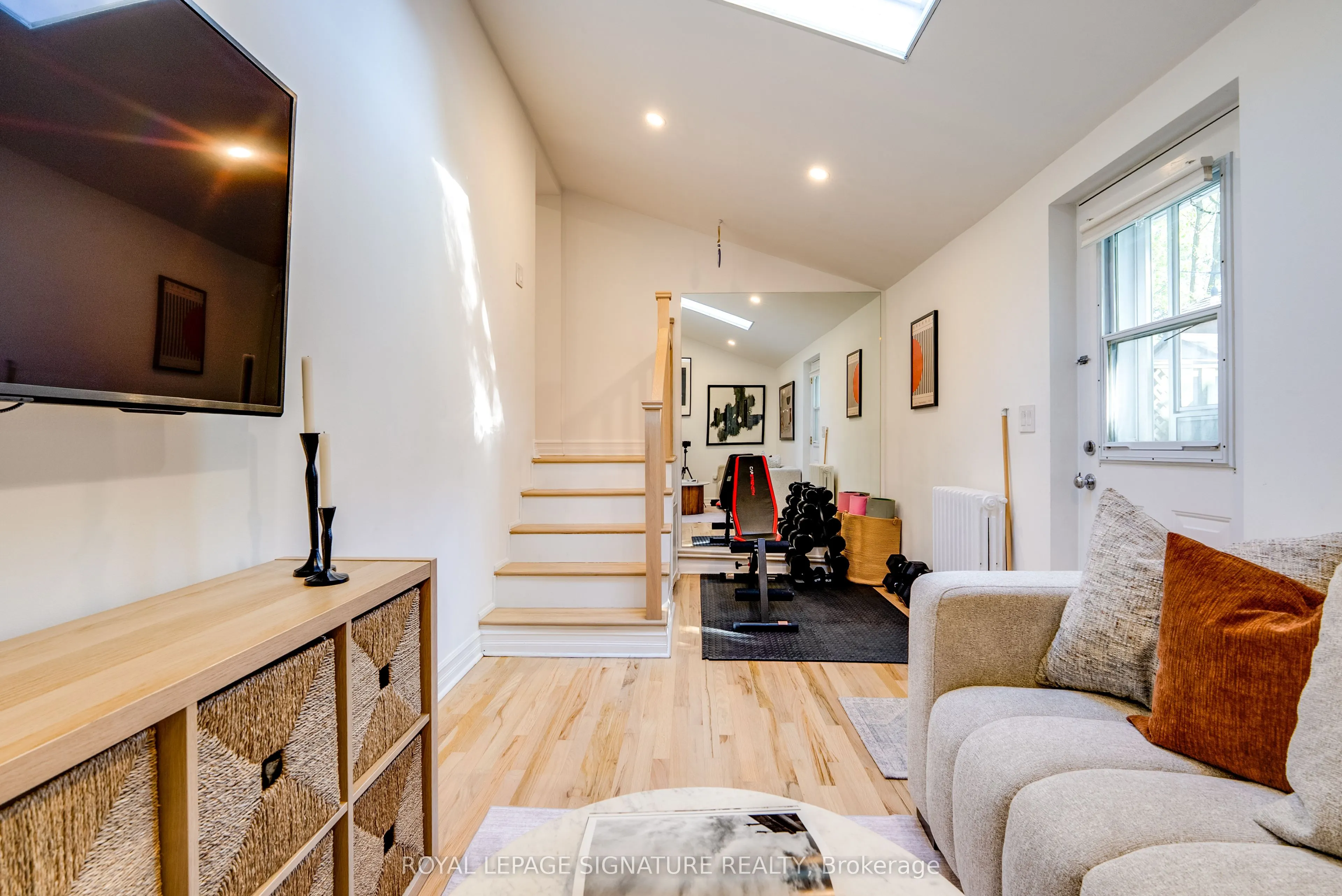 31 Davies Crescent