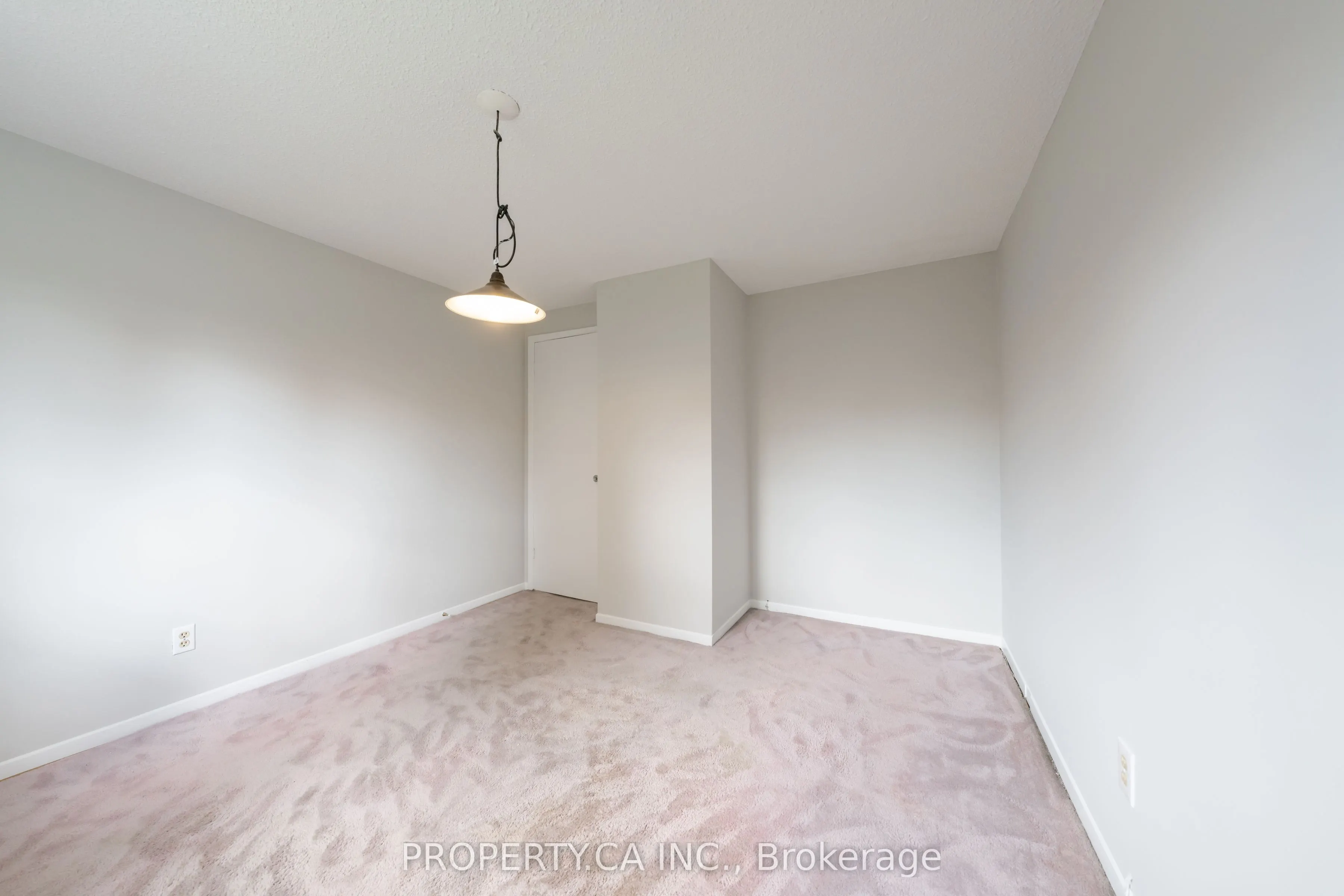 12 Deeprose Lane #31