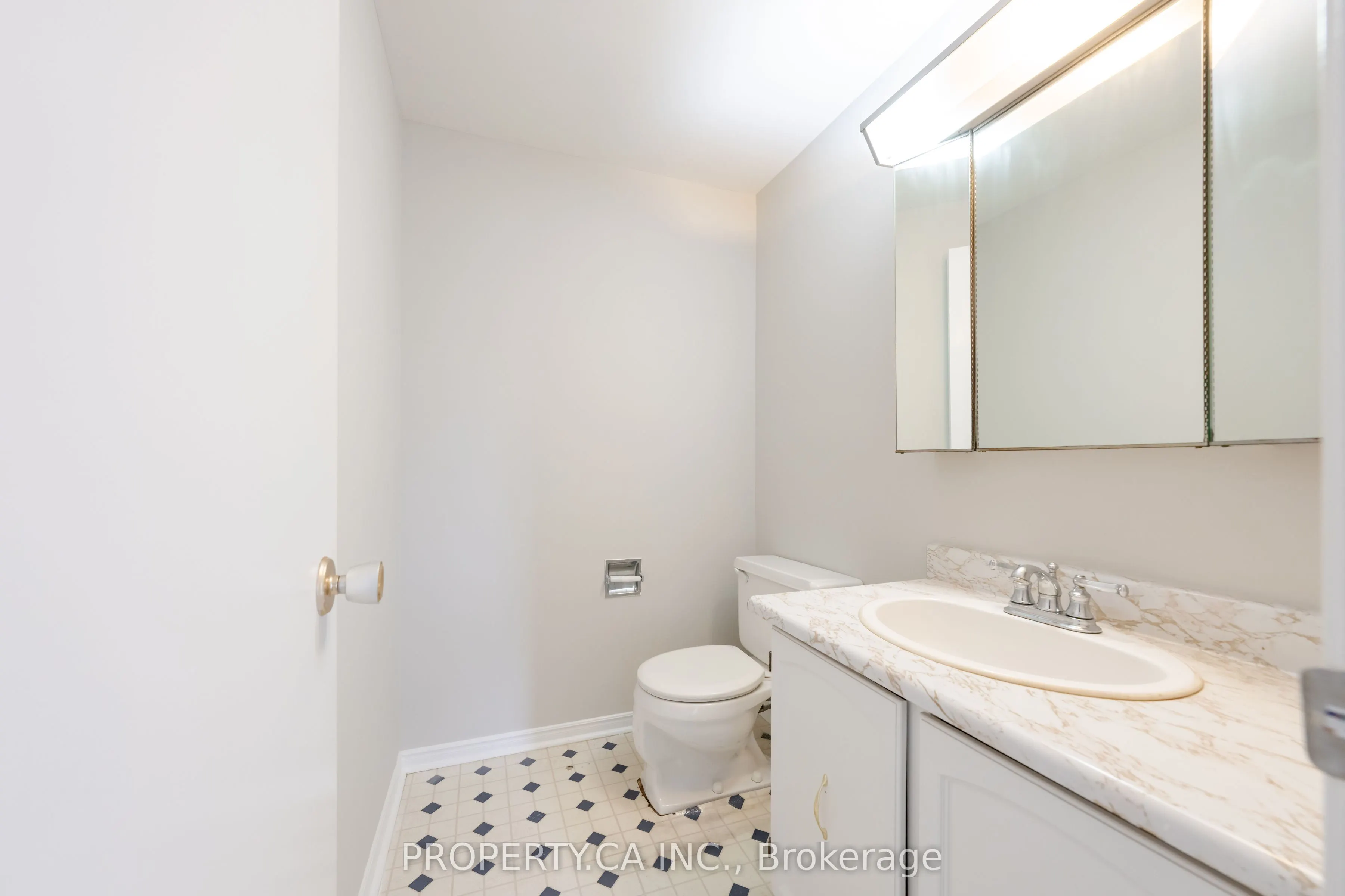 12 Deeprose Lane #31