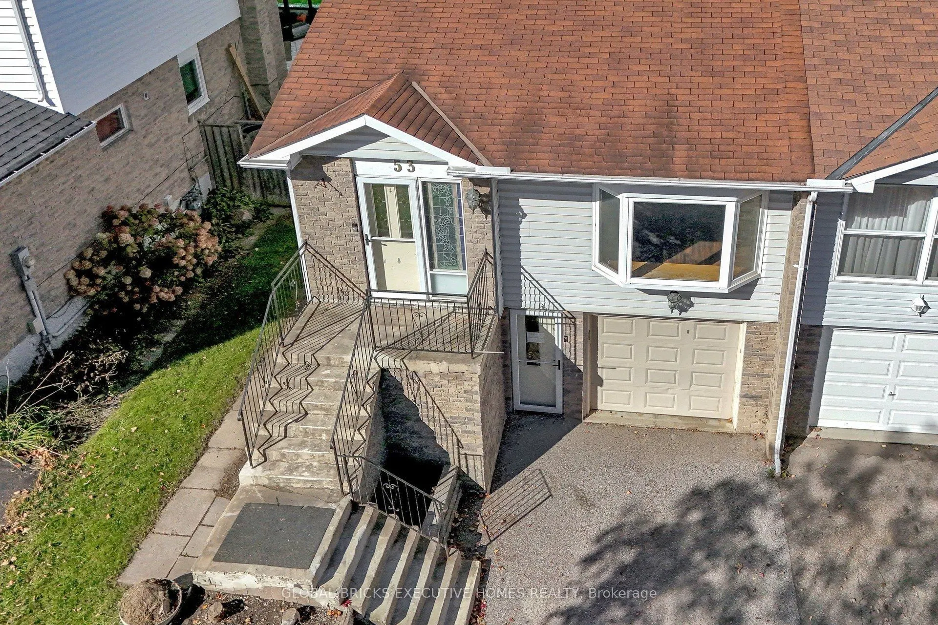 53 Goldring Drive