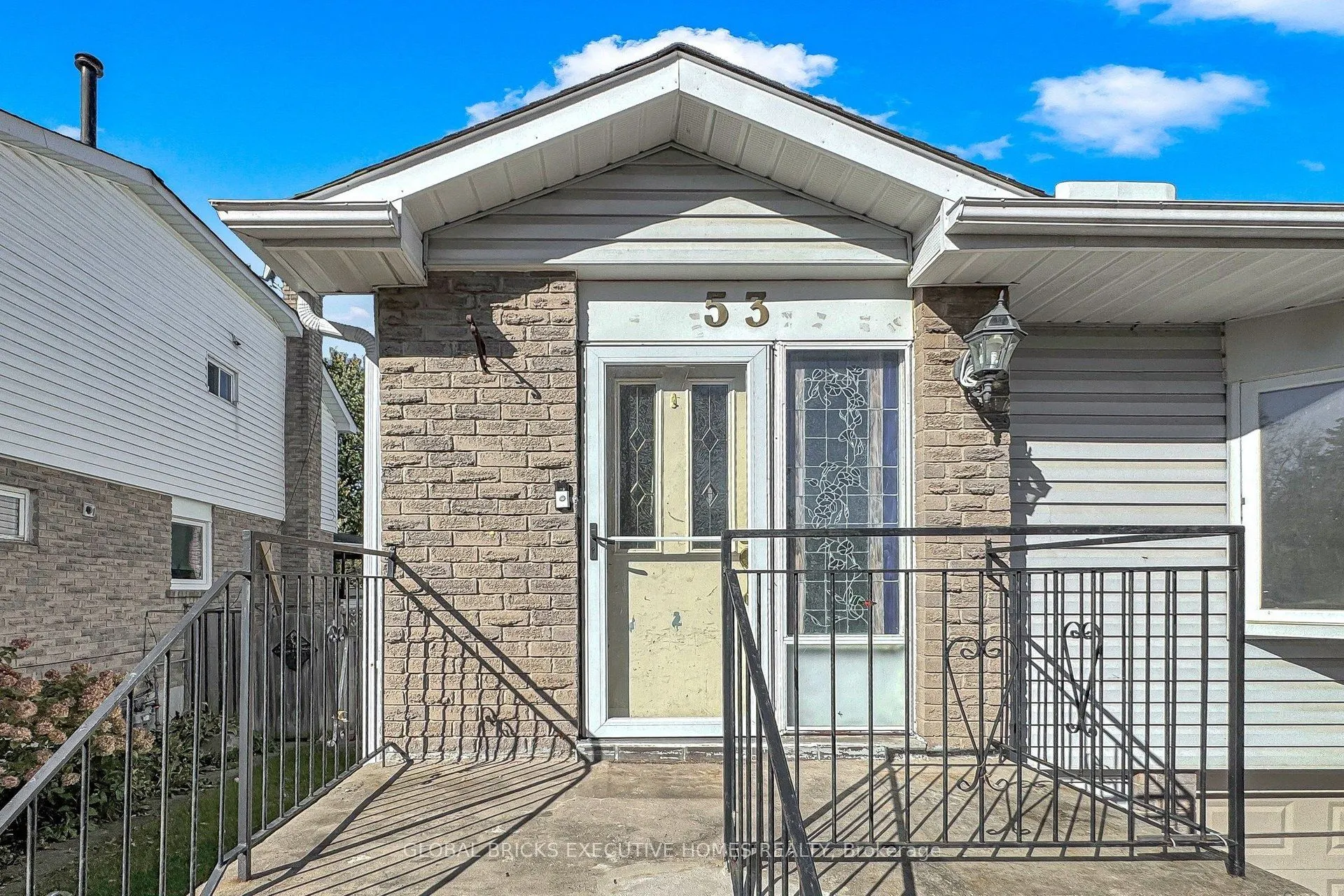 53 Goldring Drive