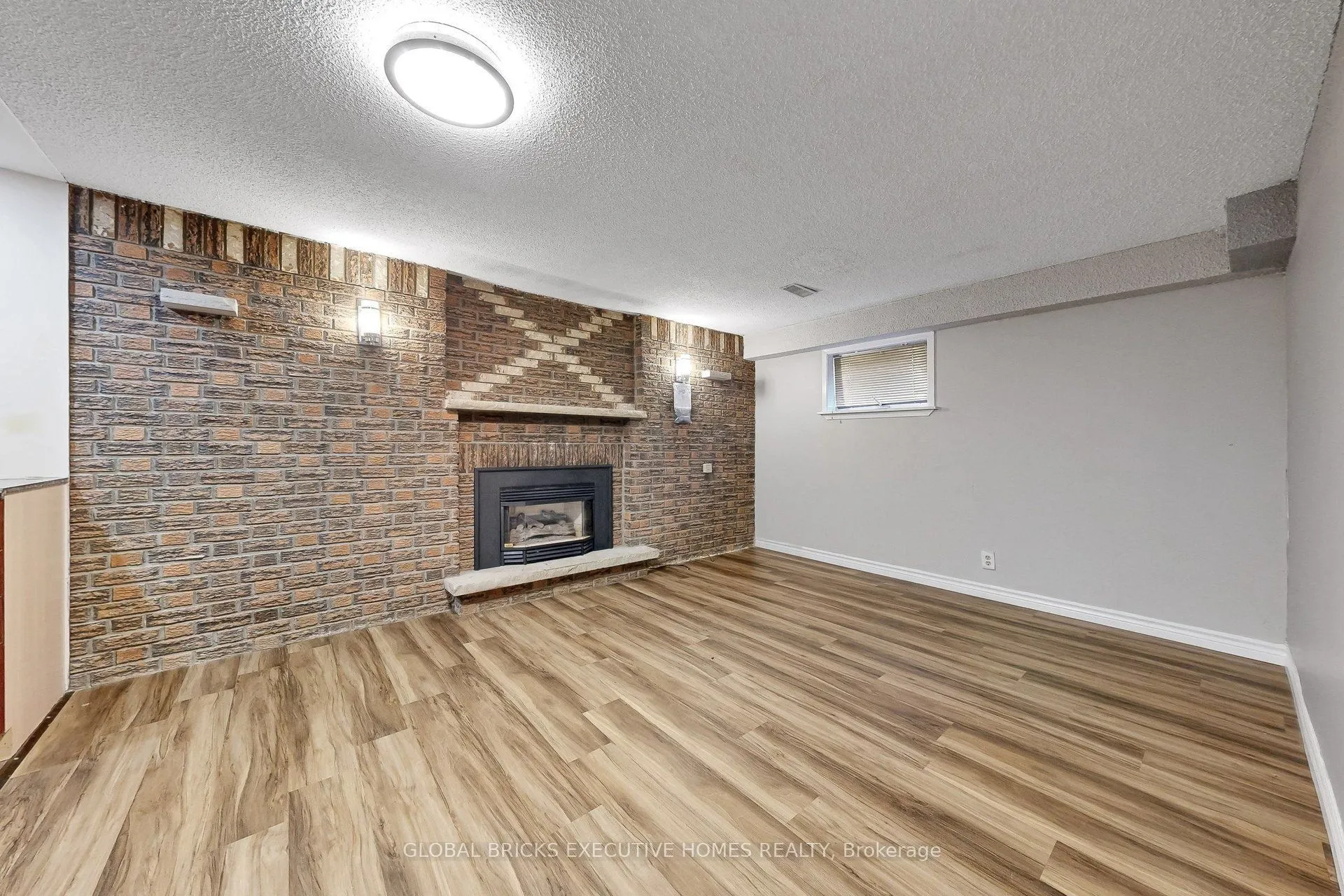 53 Goldring Drive