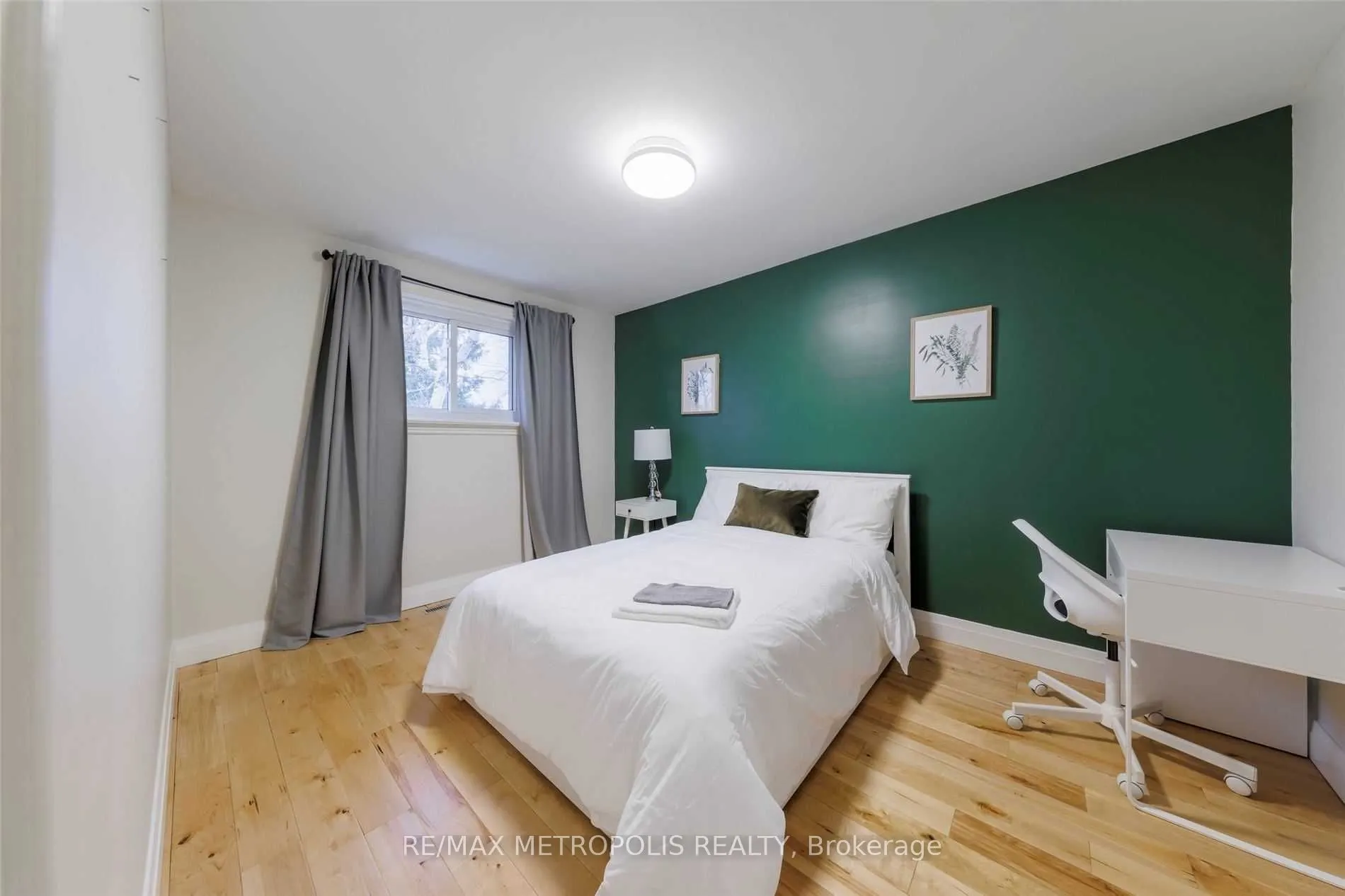 21 Hills Road #Main