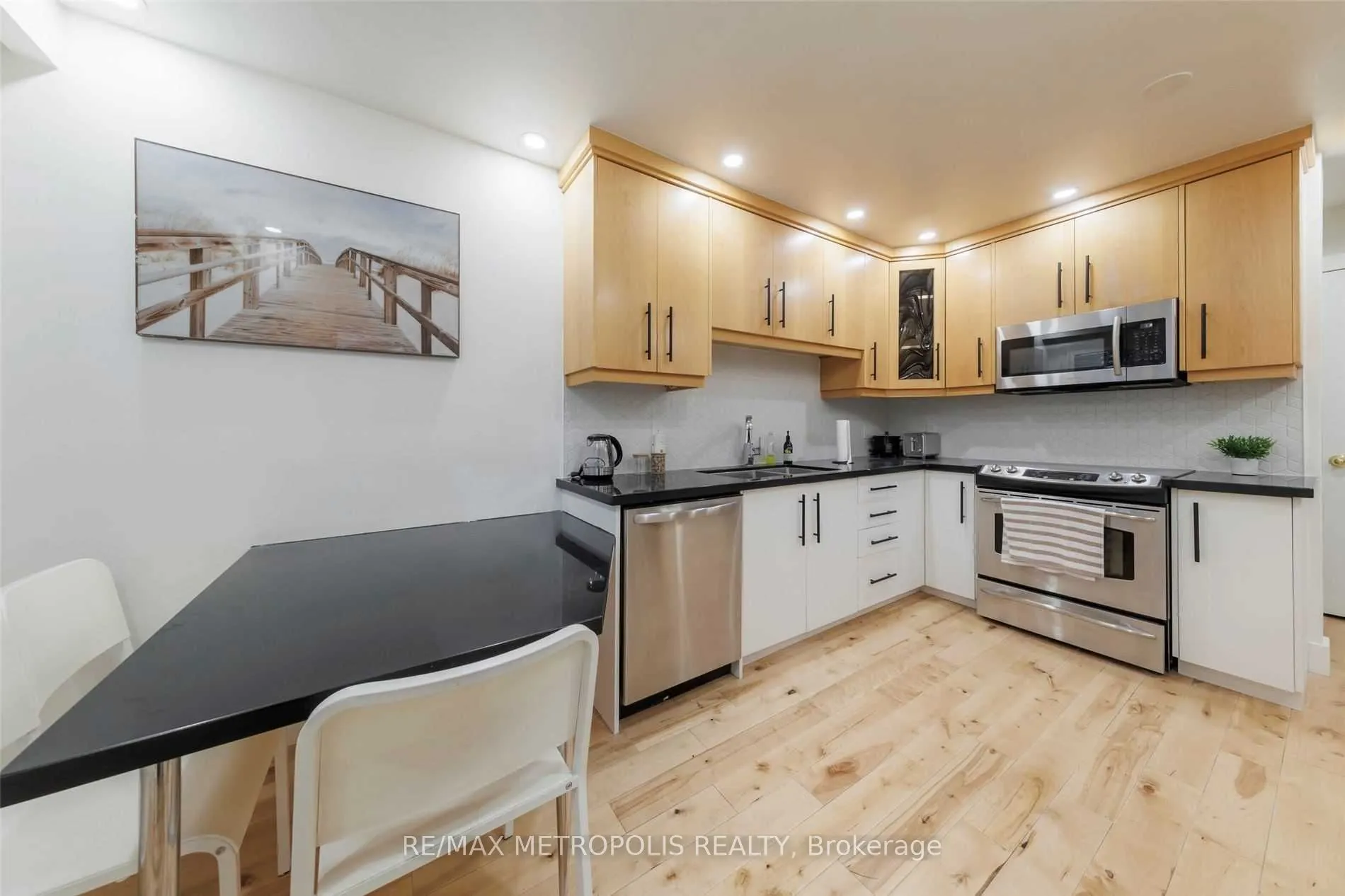 21 Hills Road #Main