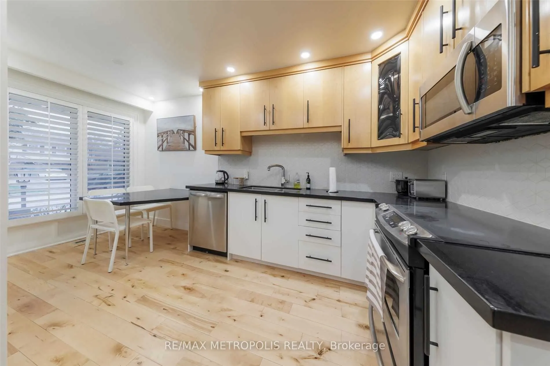 21 Hills Road #Main