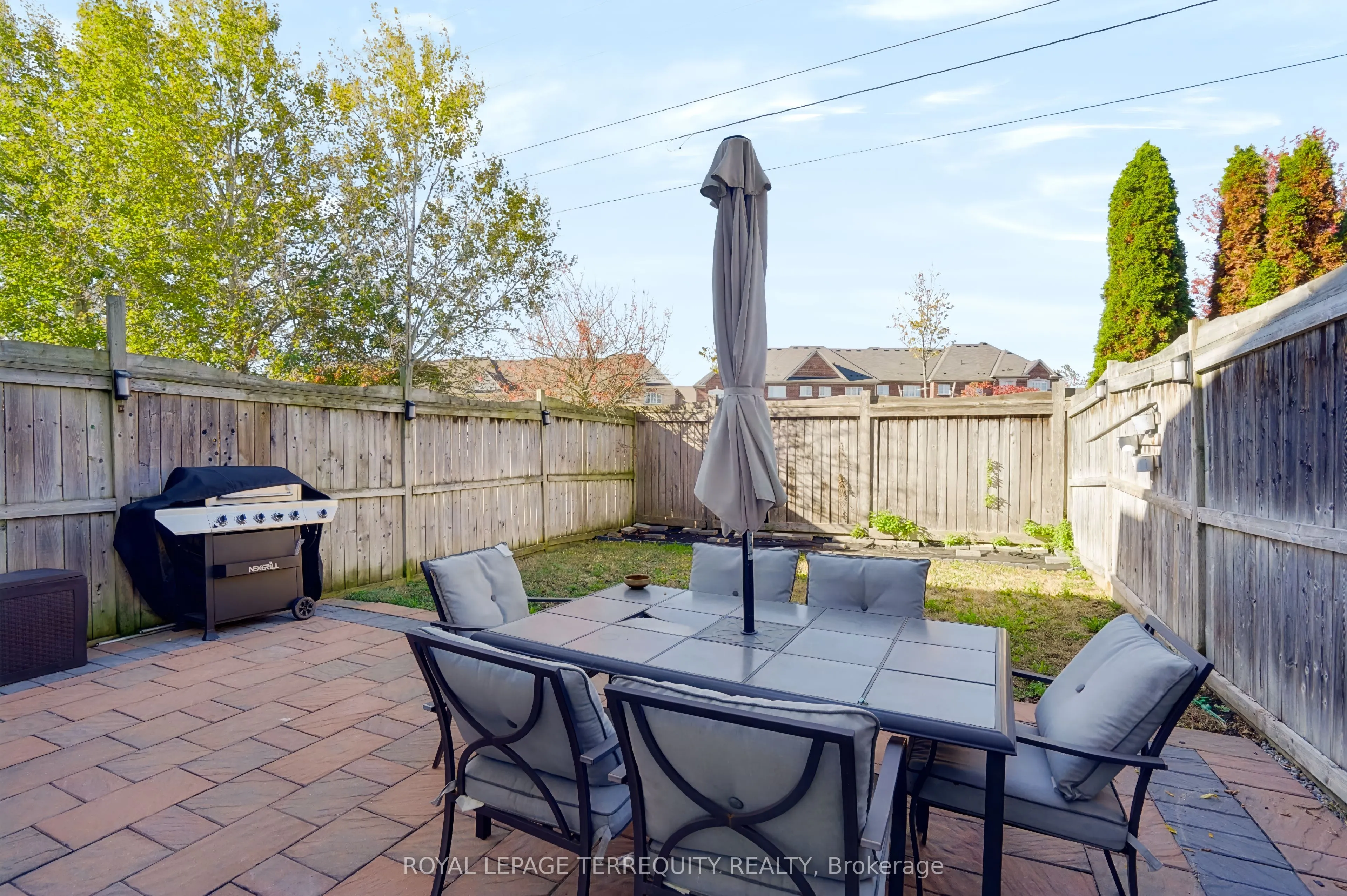 253 Sprucewood Crescent W #19