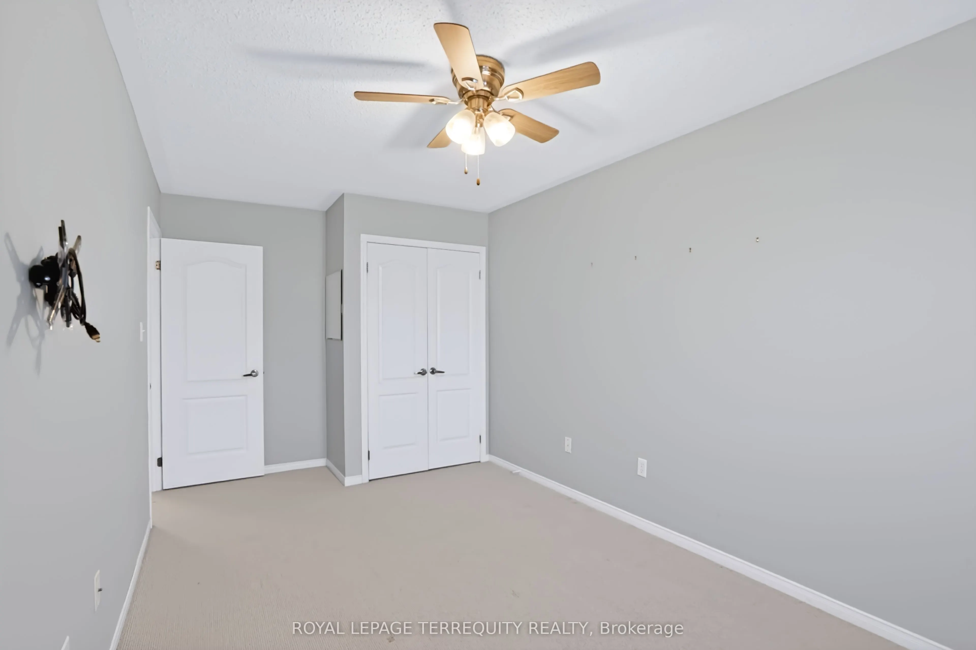 253 Sprucewood Crescent W #19