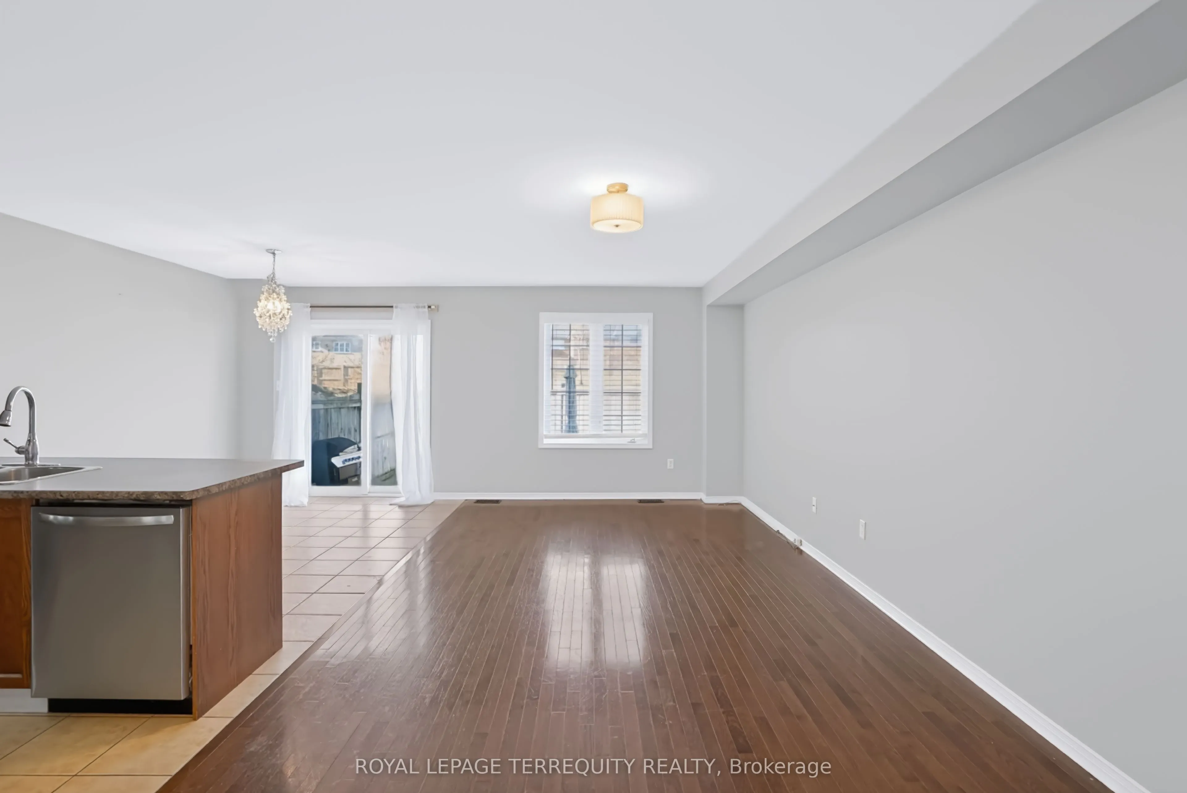 253 Sprucewood Crescent W #19