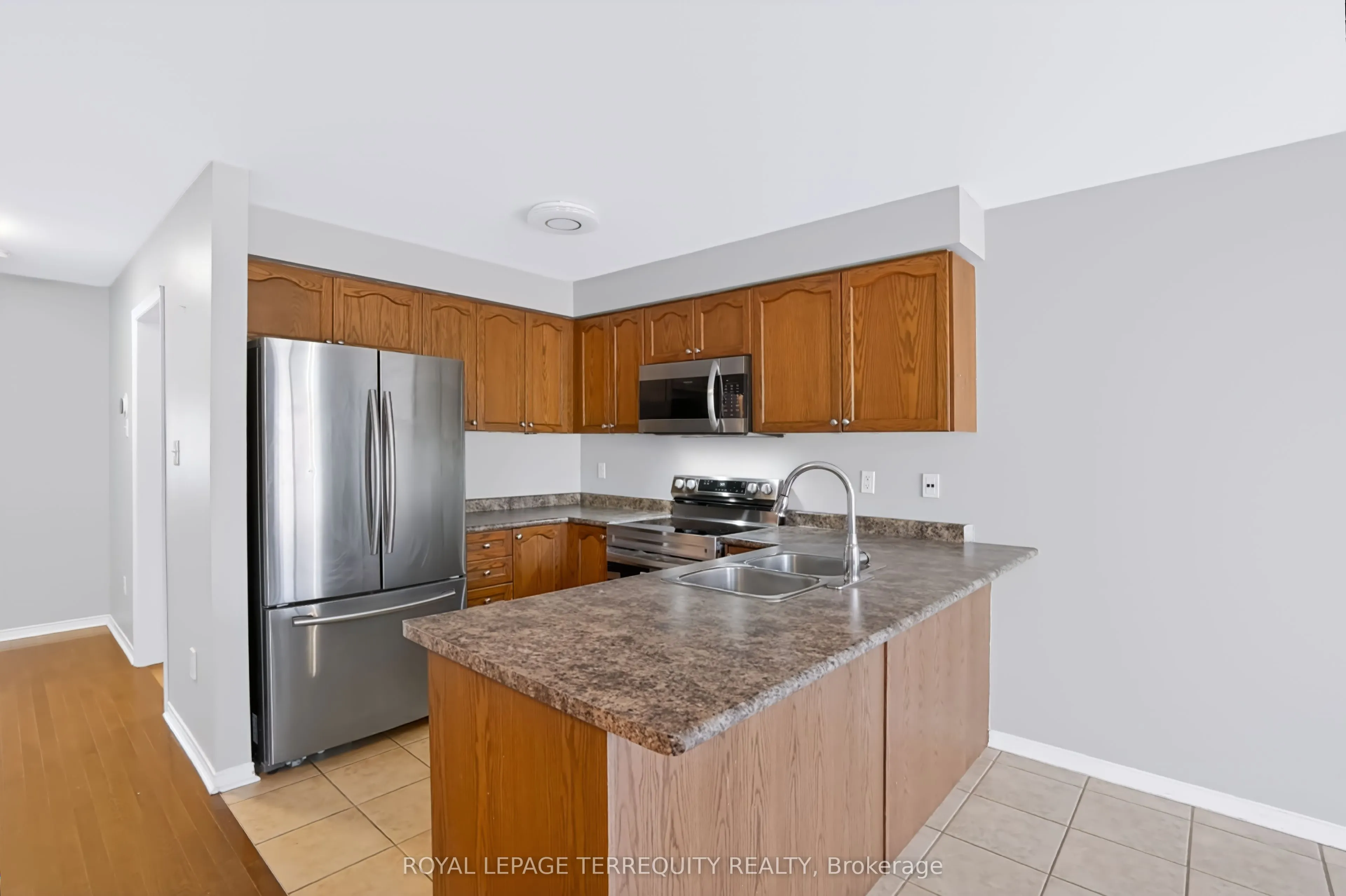 253 Sprucewood Crescent W #19