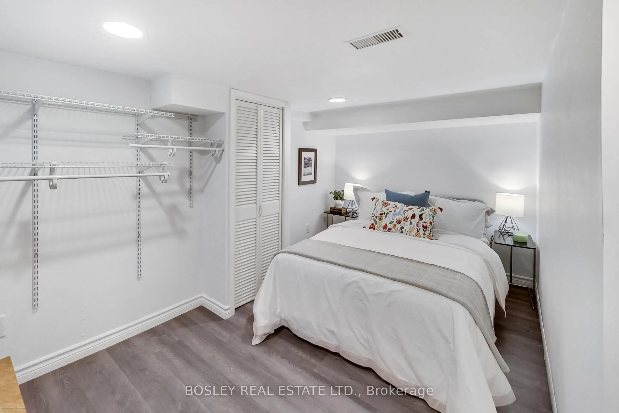 97 Oakcrest Avenue