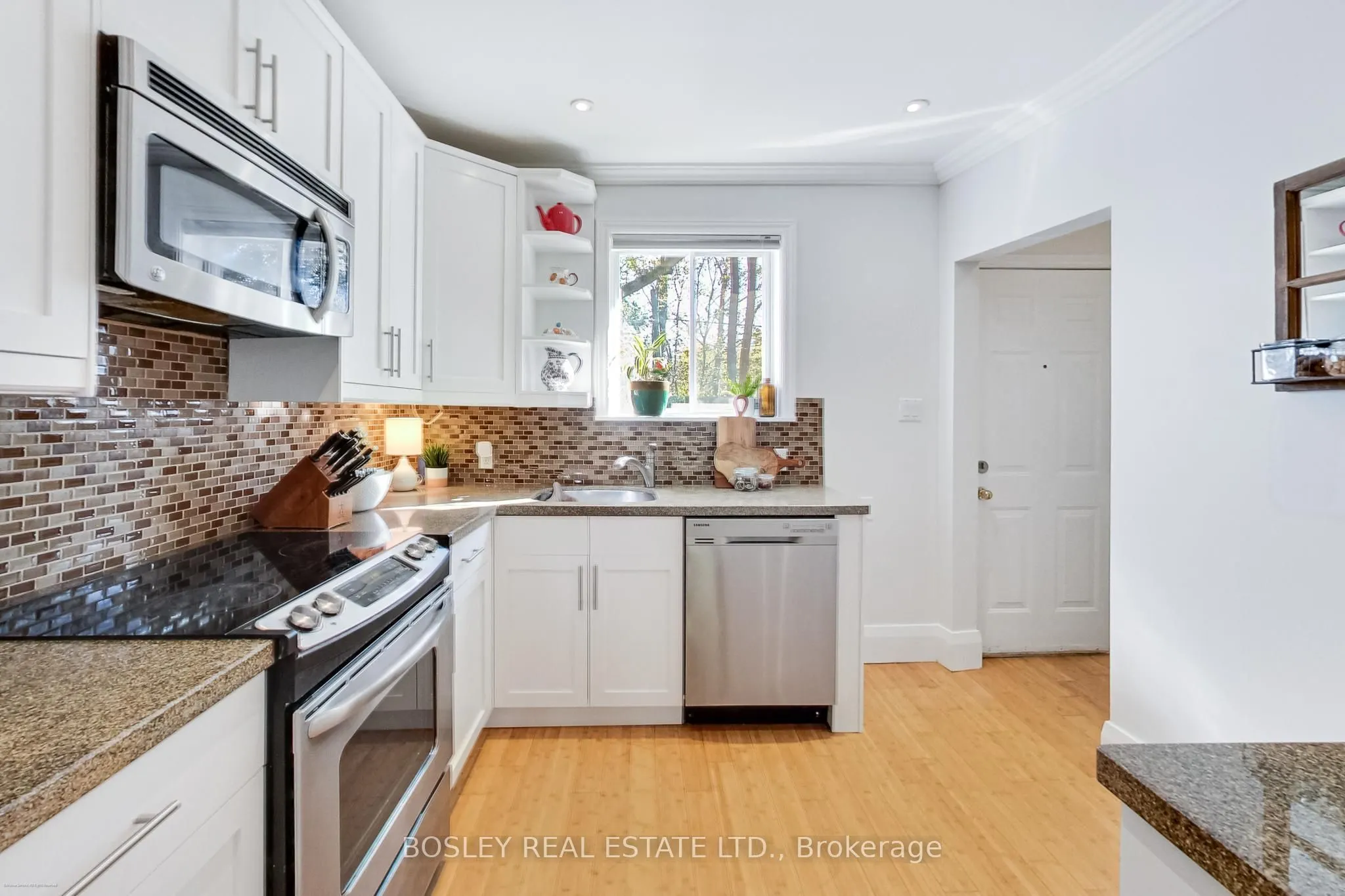 97 Oakcrest Avenue