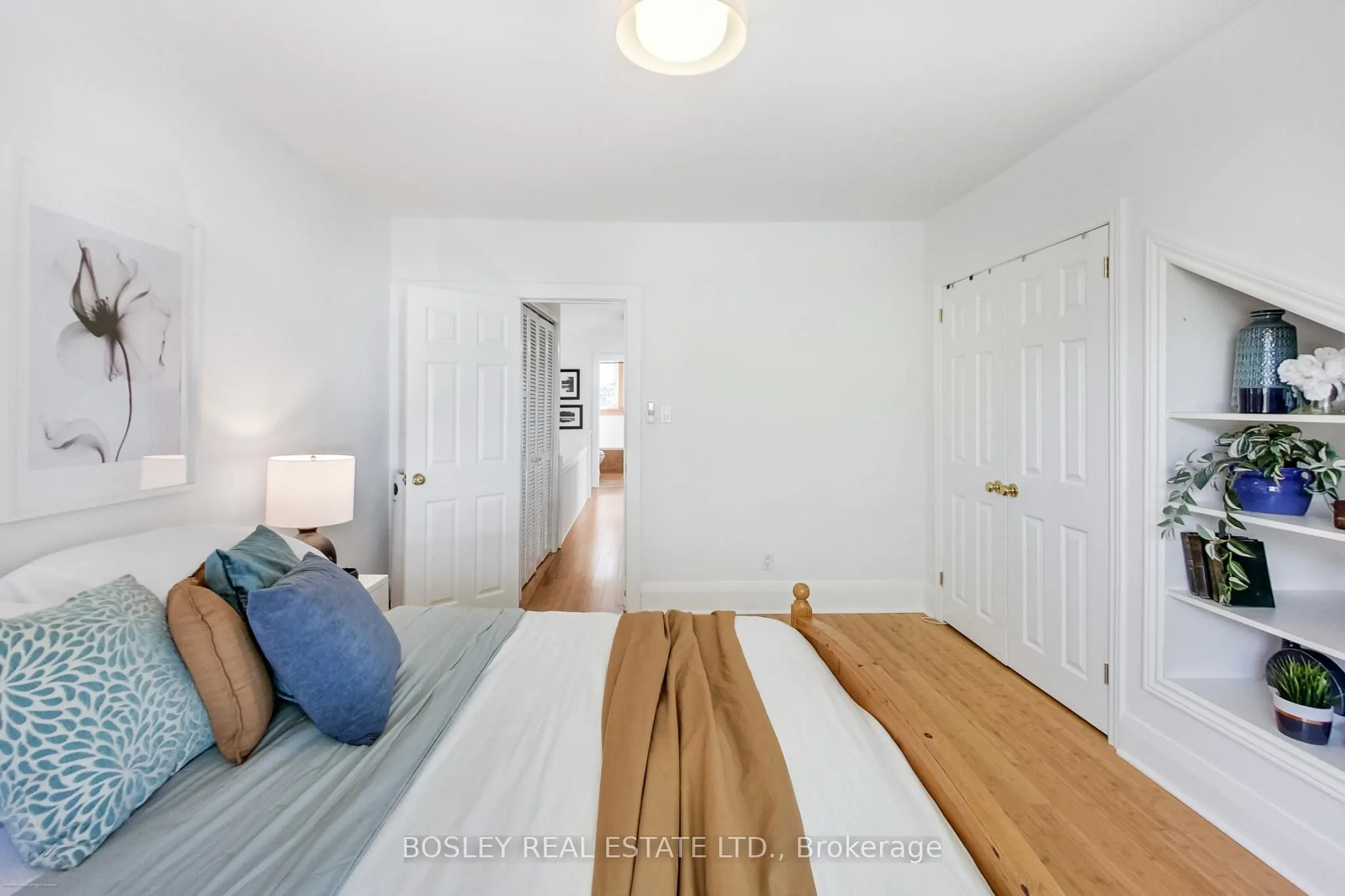 97 Oakcrest Avenue