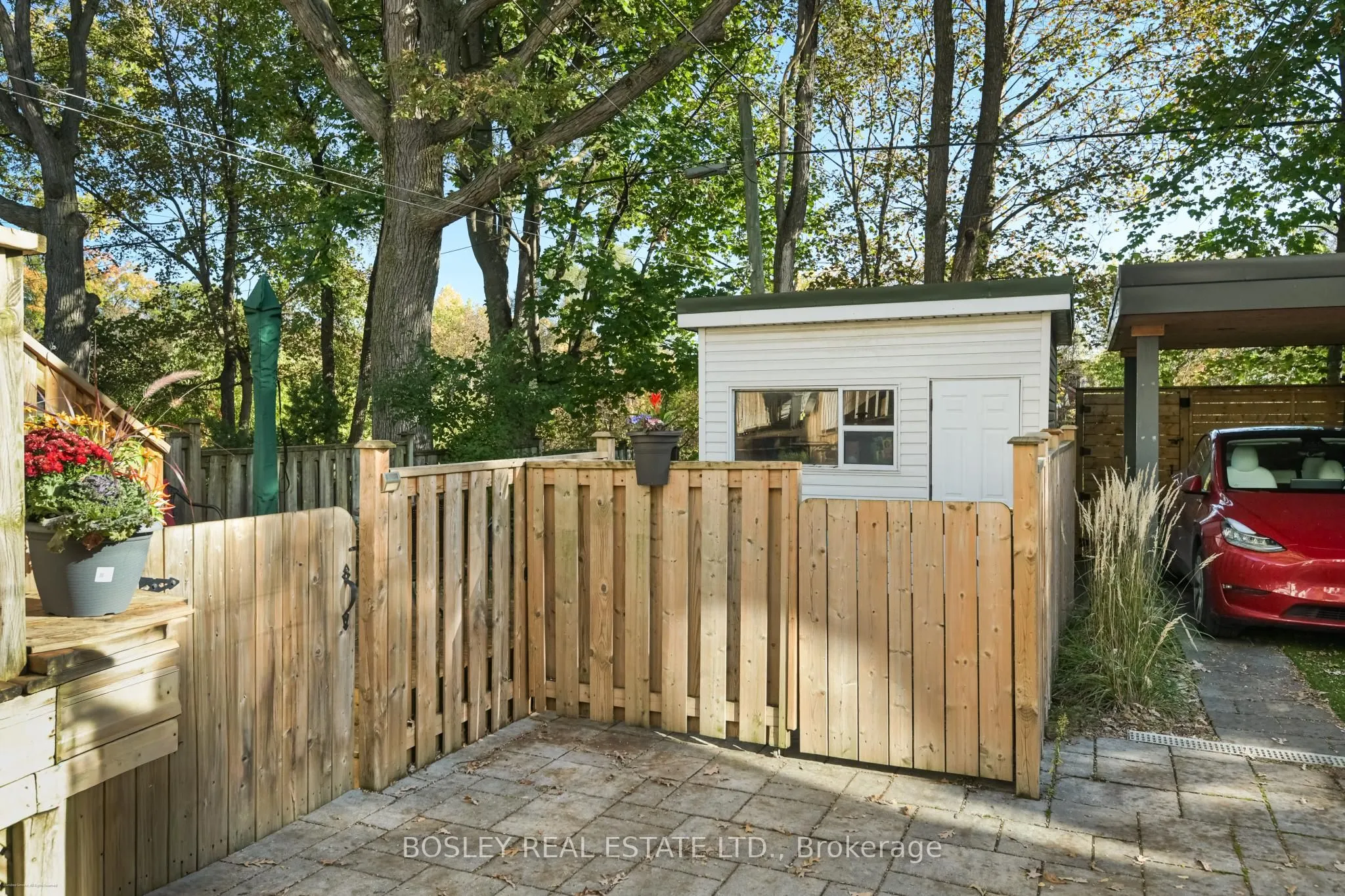 97 Oakcrest Avenue