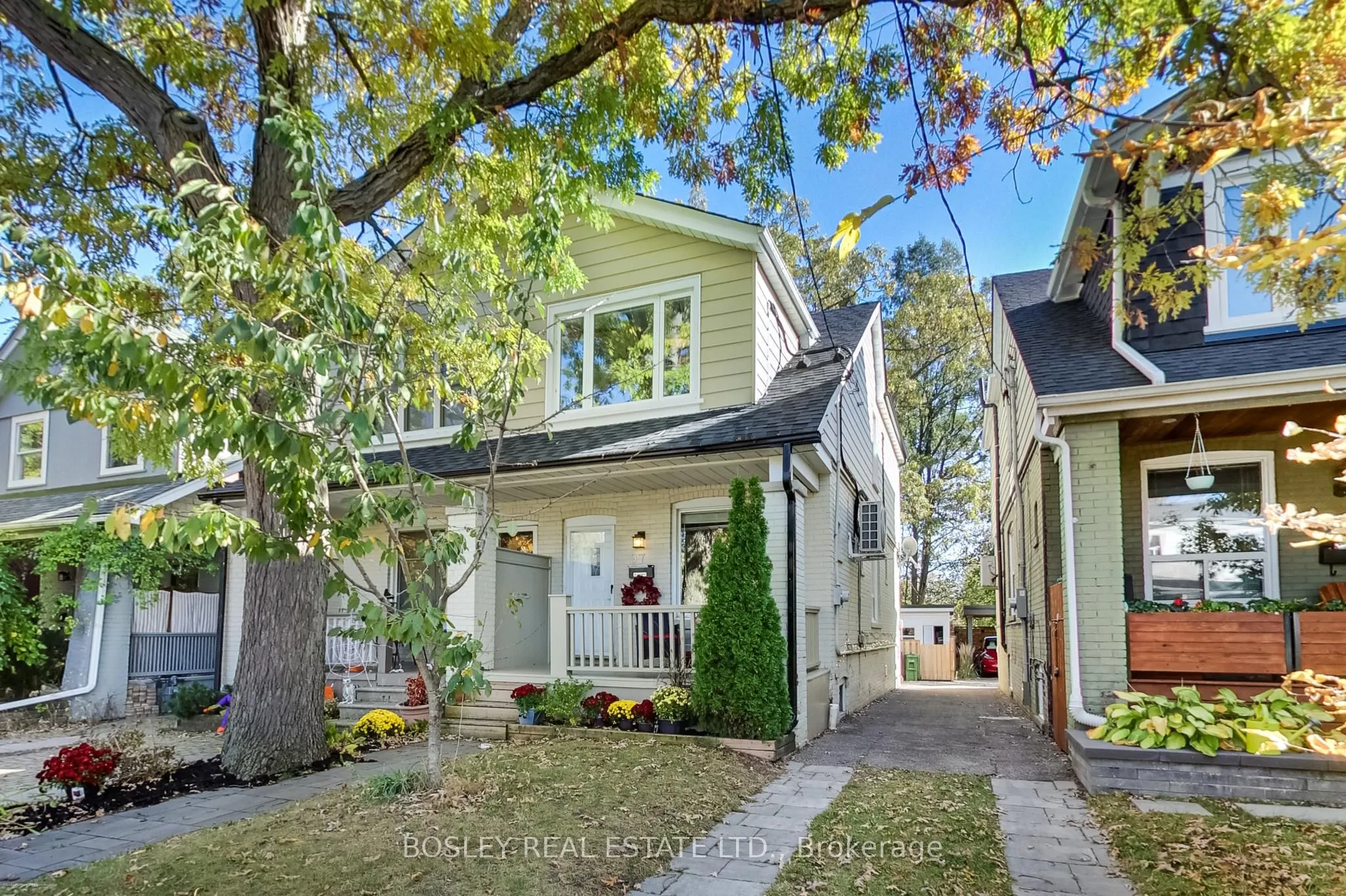 97 Oakcrest Avenue