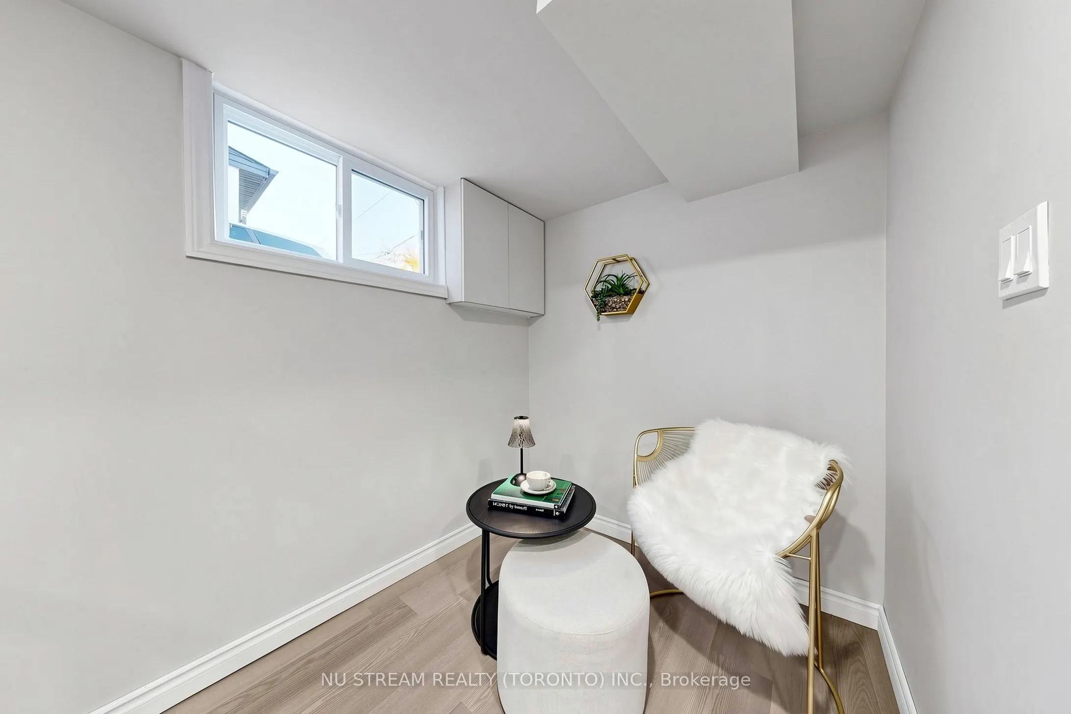 177 Vauxhall Drive