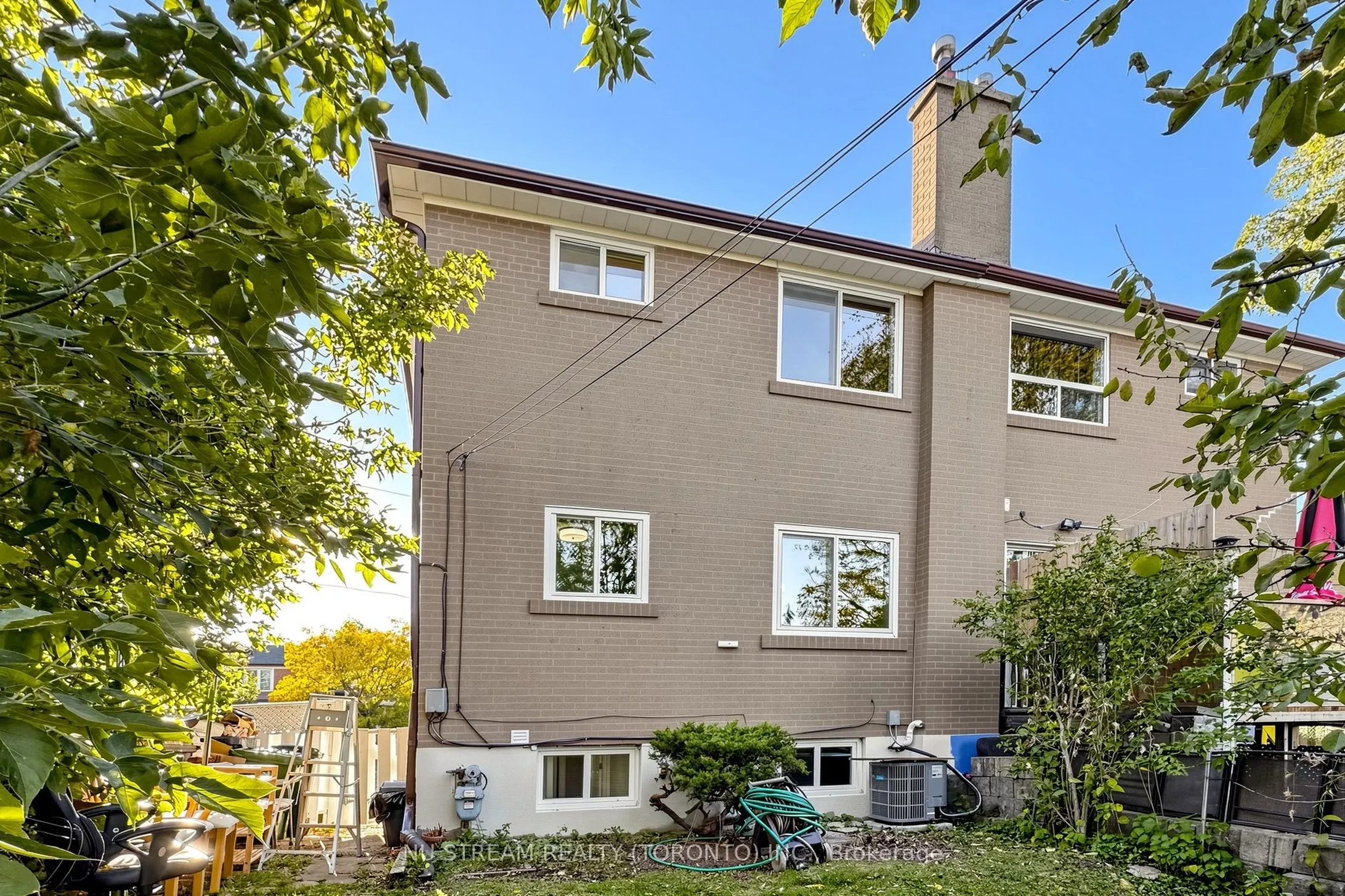 177 Vauxhall Drive