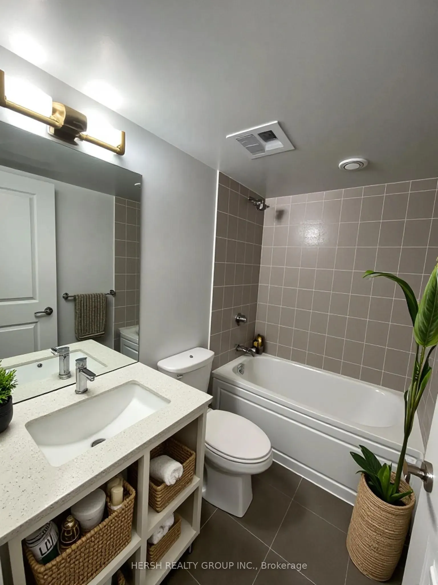 20 Meadowglen Place #1710