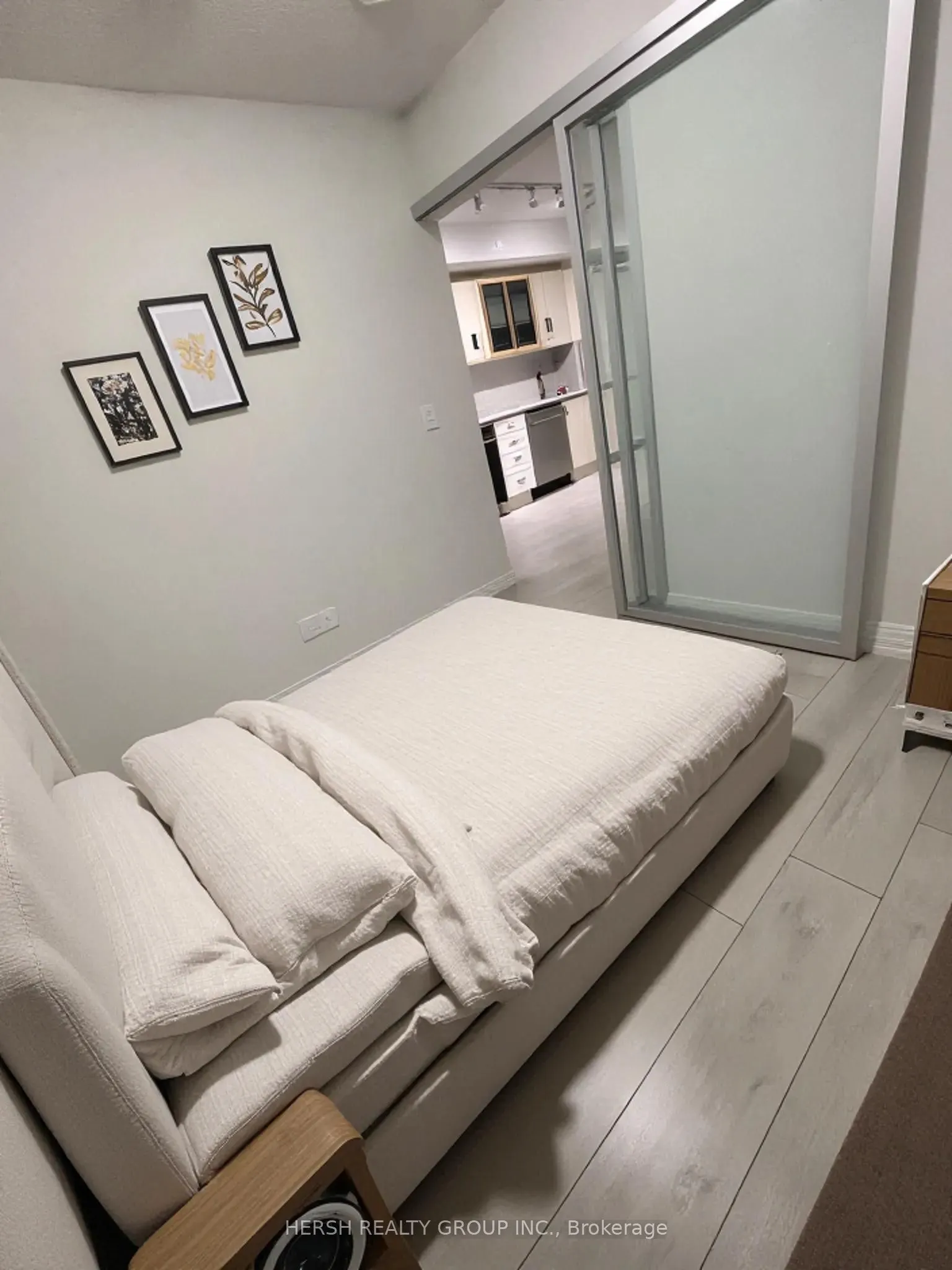 20 Meadowglen Place #1710